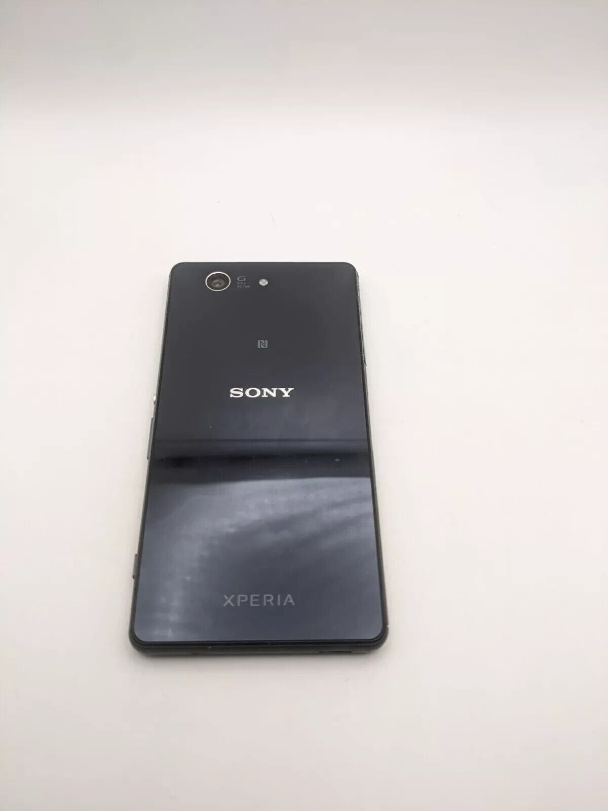 Sony Xperia Z3 Compact Schwarz Smartphone | LÄDT/STARTET NICHT