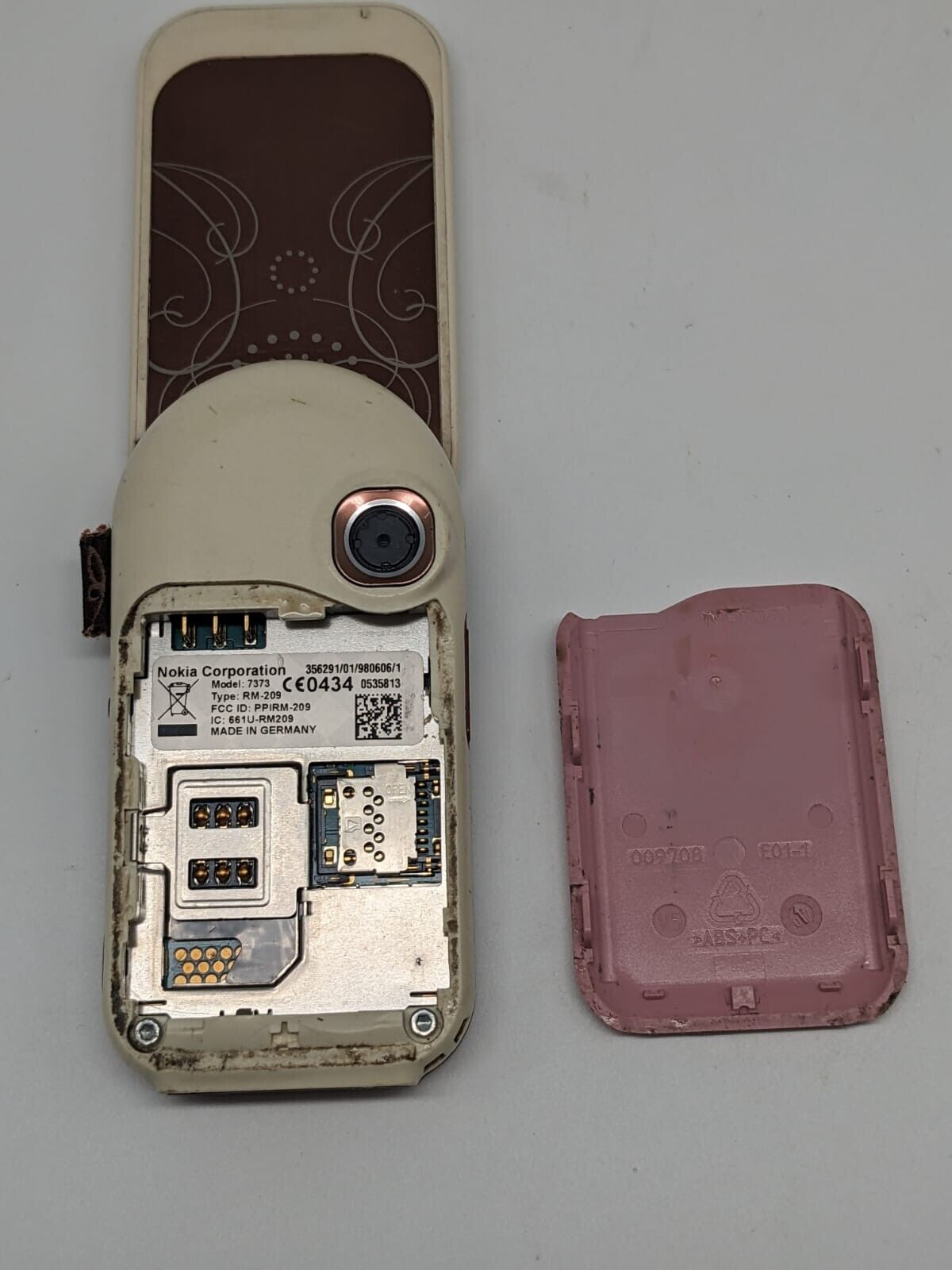 Nokia 7373 RM-209 Rosa Handy Vintage Retro | OHNE AKKU | VOLL FUNKTIONSFÄHIG