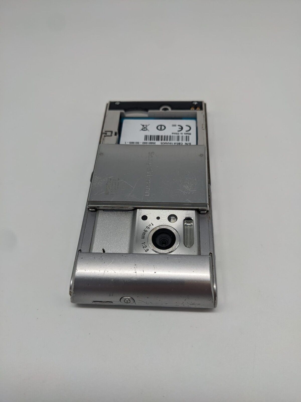 Sony Ericsson Satio U1i Silber Handy | HÄNGT IM STARTVORGANG