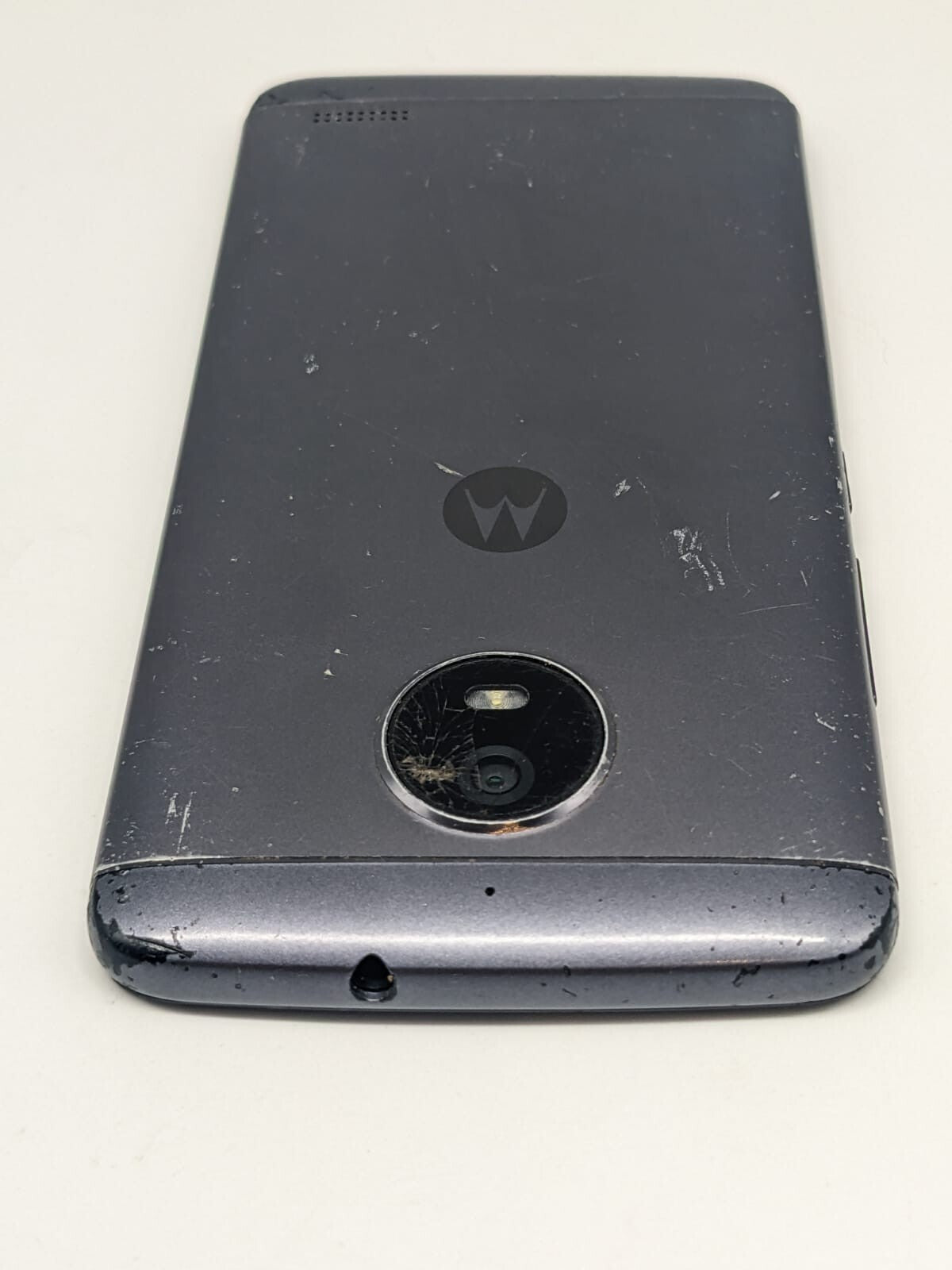 Motorola Moto E4 Grau XT1762 Smartphone | OHNE SIMLOCK