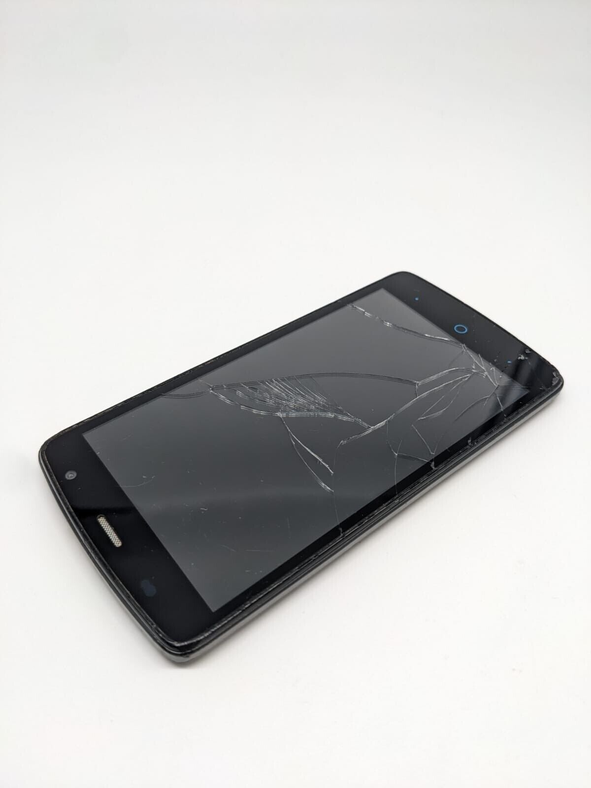 ZTE Blade L5 Schwarz Smartphone | MUSTERSPERRE