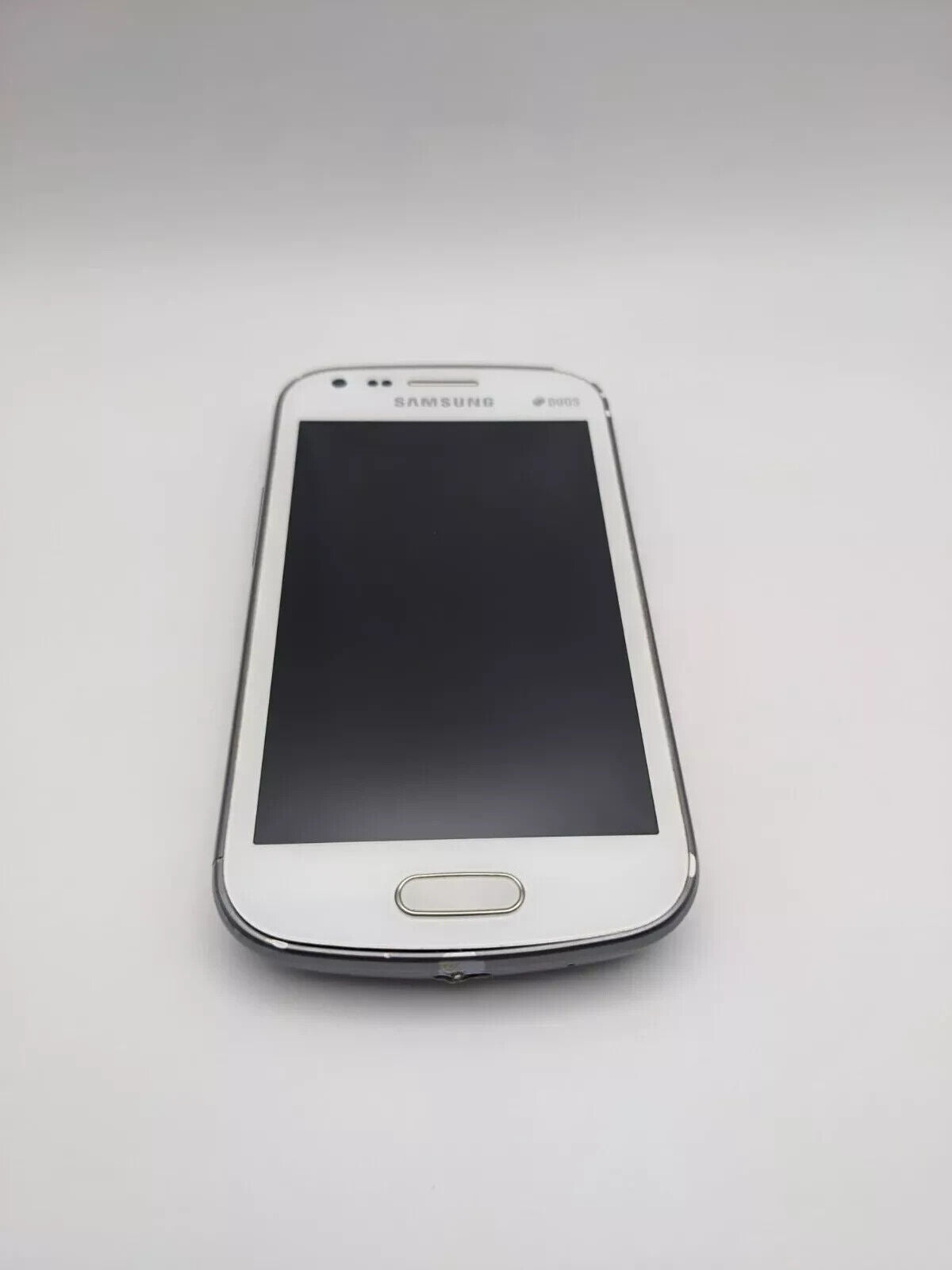 Samsung Galaxy S DUOS GT-S7562 ohne Akku defekt