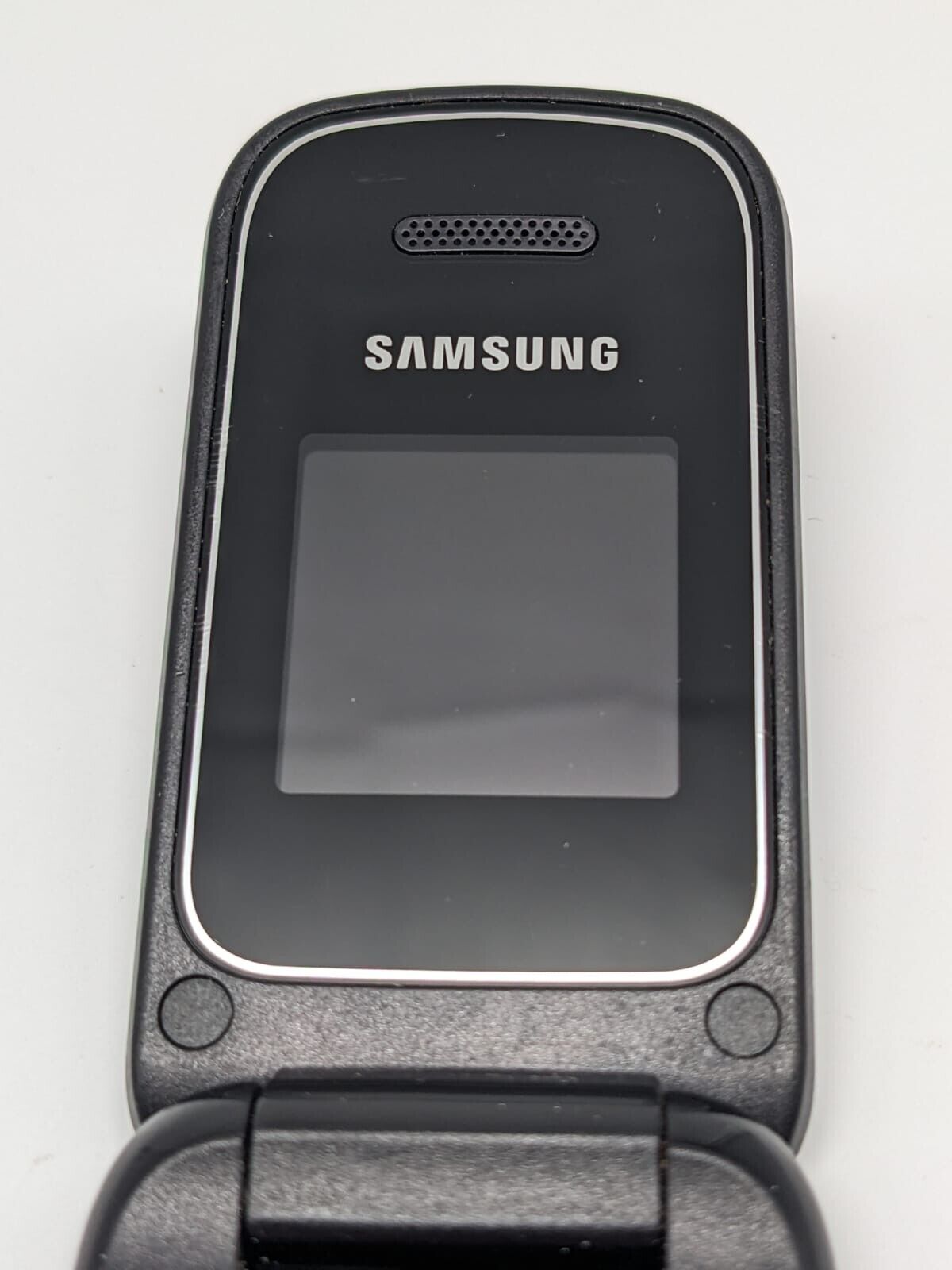 Samsung GT-E1190 Schwarz Klapphandy | OHNE AKKU | OHNE SIMLOCK