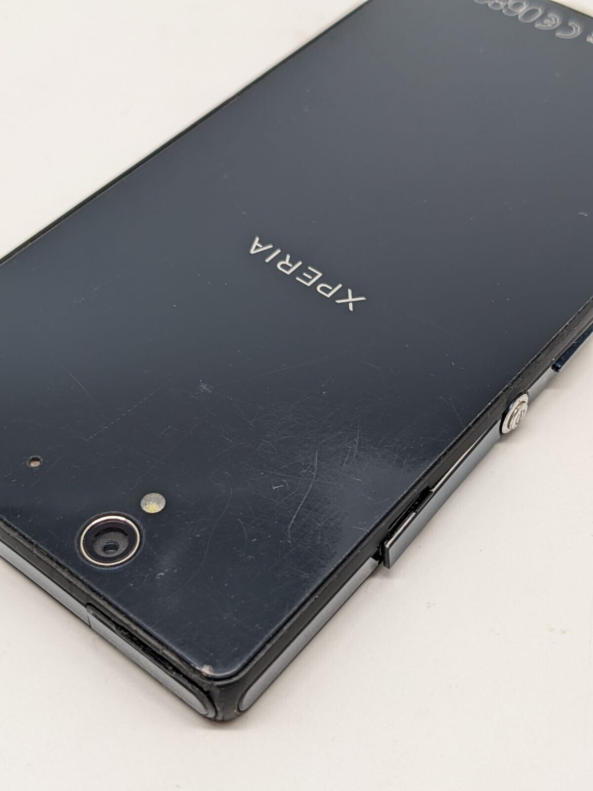 Sony Xperia Z Smartphone PM-0270-BV Schwarz | DISPLAYDEFEKT