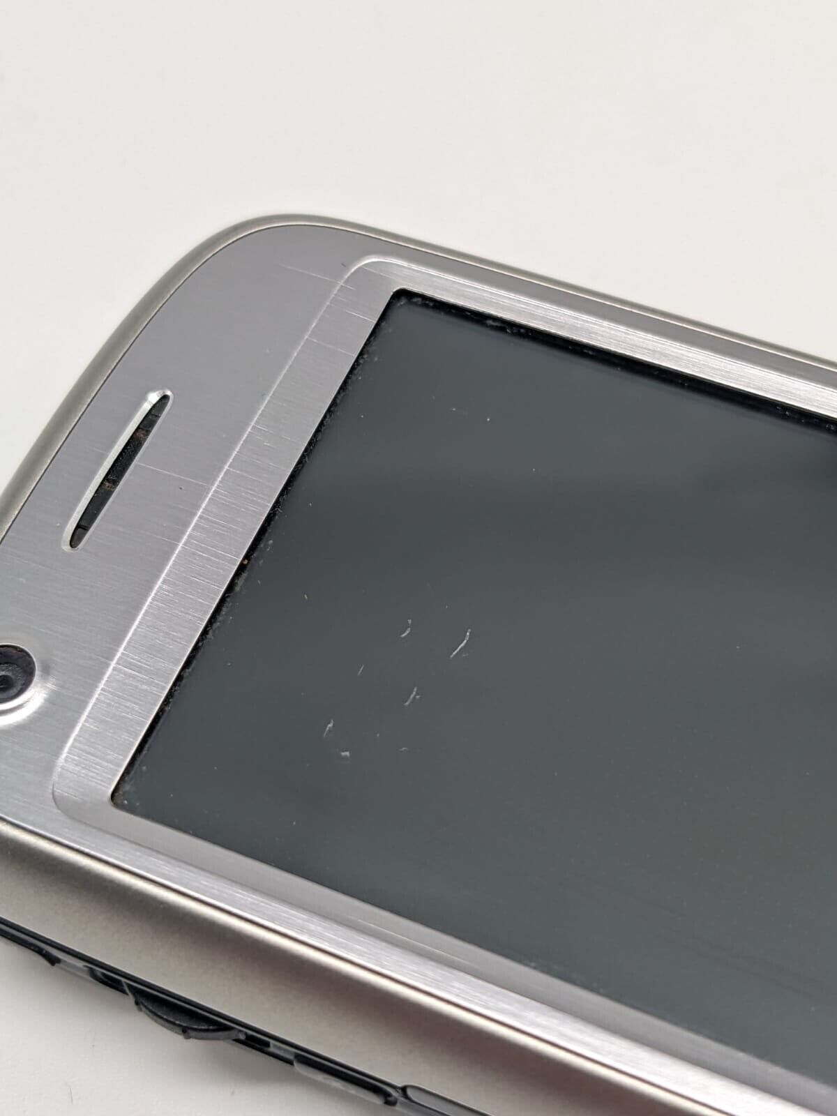 HTC MDA Vario III Silber Wlan QWERTZ | PINSPERRE | PIXELFEHLER #X6