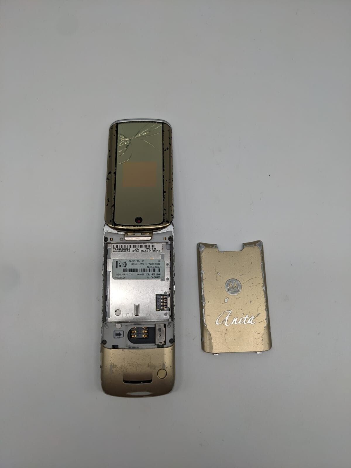 Motorola Moto Krzr K1 Gold Klapphandy | OHNE AKKU | OHNE SIMLOCK