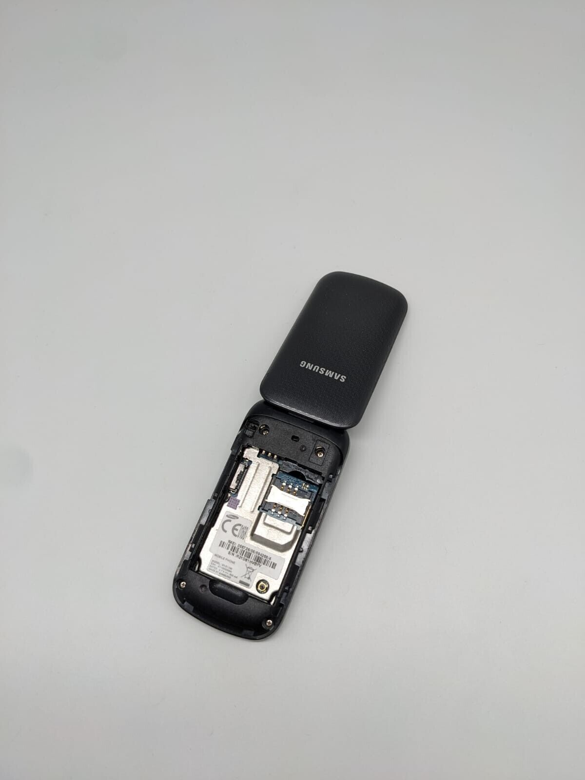 Samsung GT-E1190 Schwarz Klapphandy | OHNE AKKU | OHNE SIMLOCK