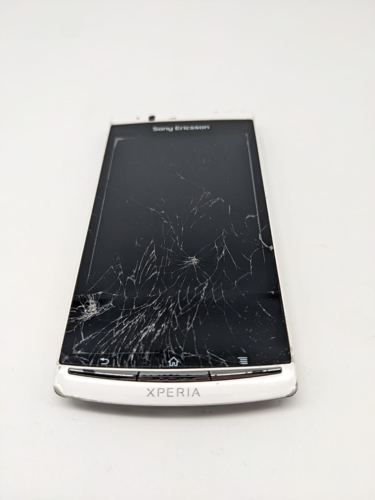 Sony Ericsson Xperia Arc S LT18i | OHNE AKKU | OHNE SIMLOCK | FUNKTIONIERT