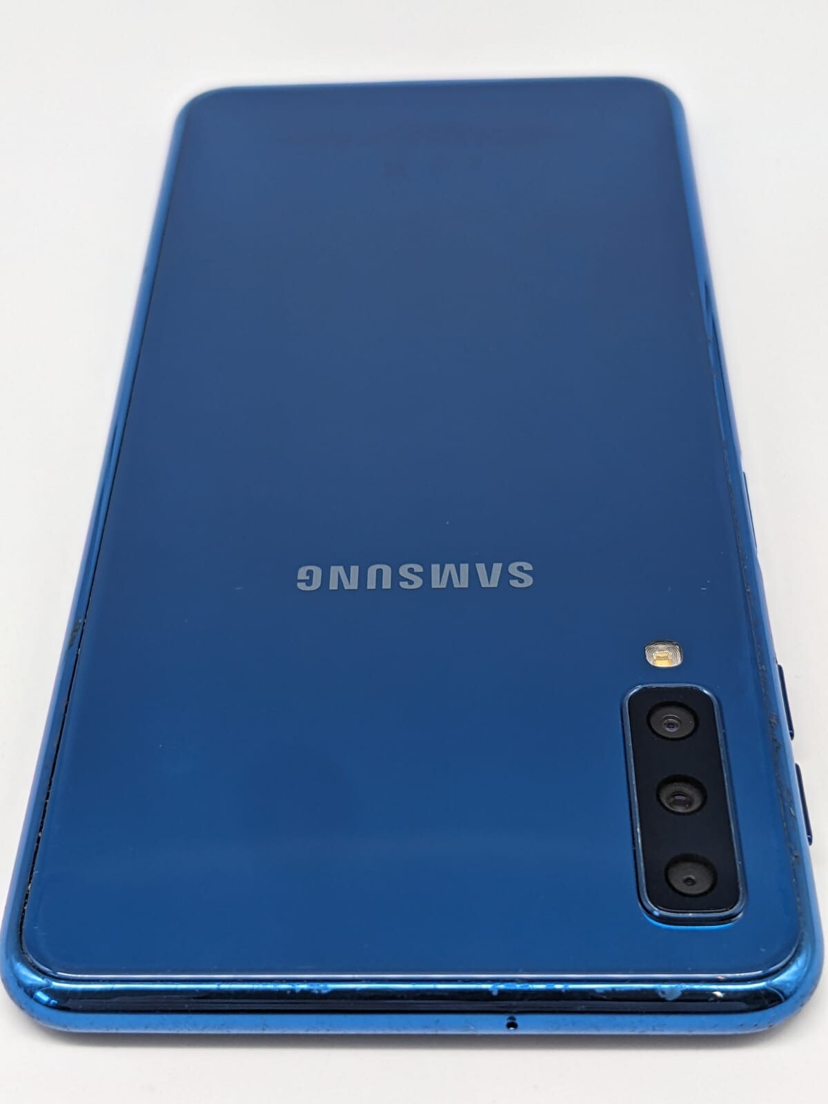 Samsung Galaxy A7 2018 SM-A750FN/DS Teilespender | LÄDT/STARTET NICHT