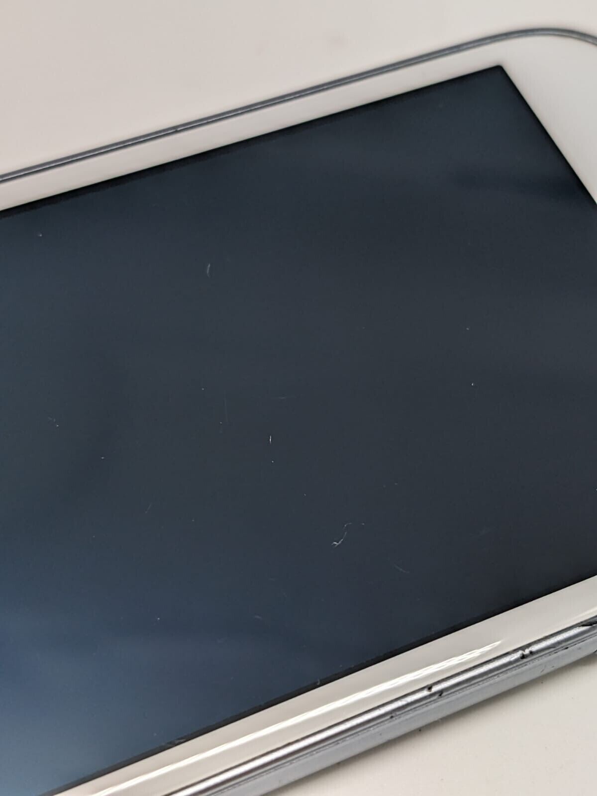 Samsung Galaxy S3 mini Weiß | OHNE SIMLOCK | OHNE AKKU | FUNKTIONIERT