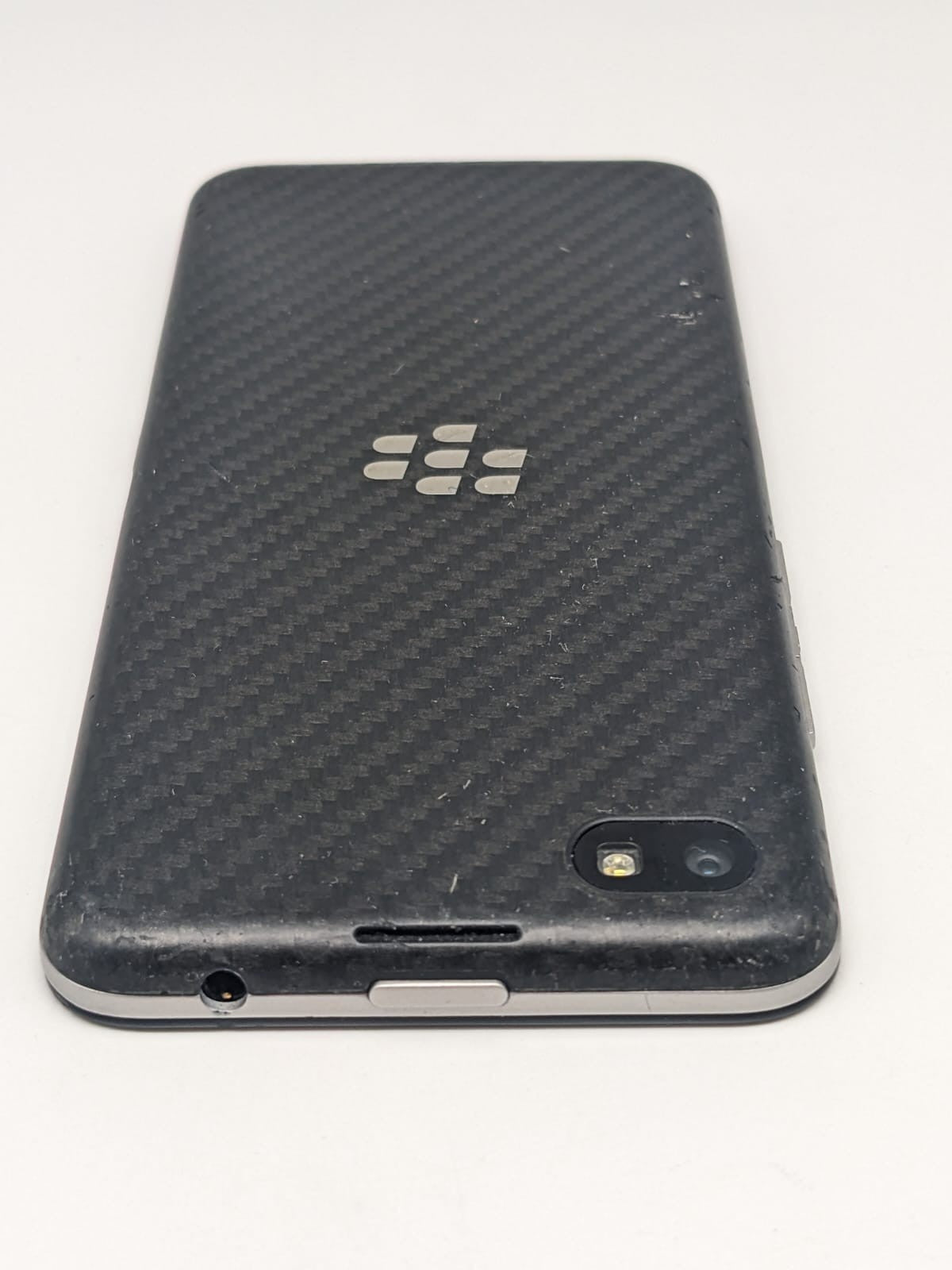 BlackBerry Z30 16GB Schwarz Smartphone | OHNE SIMLOCK