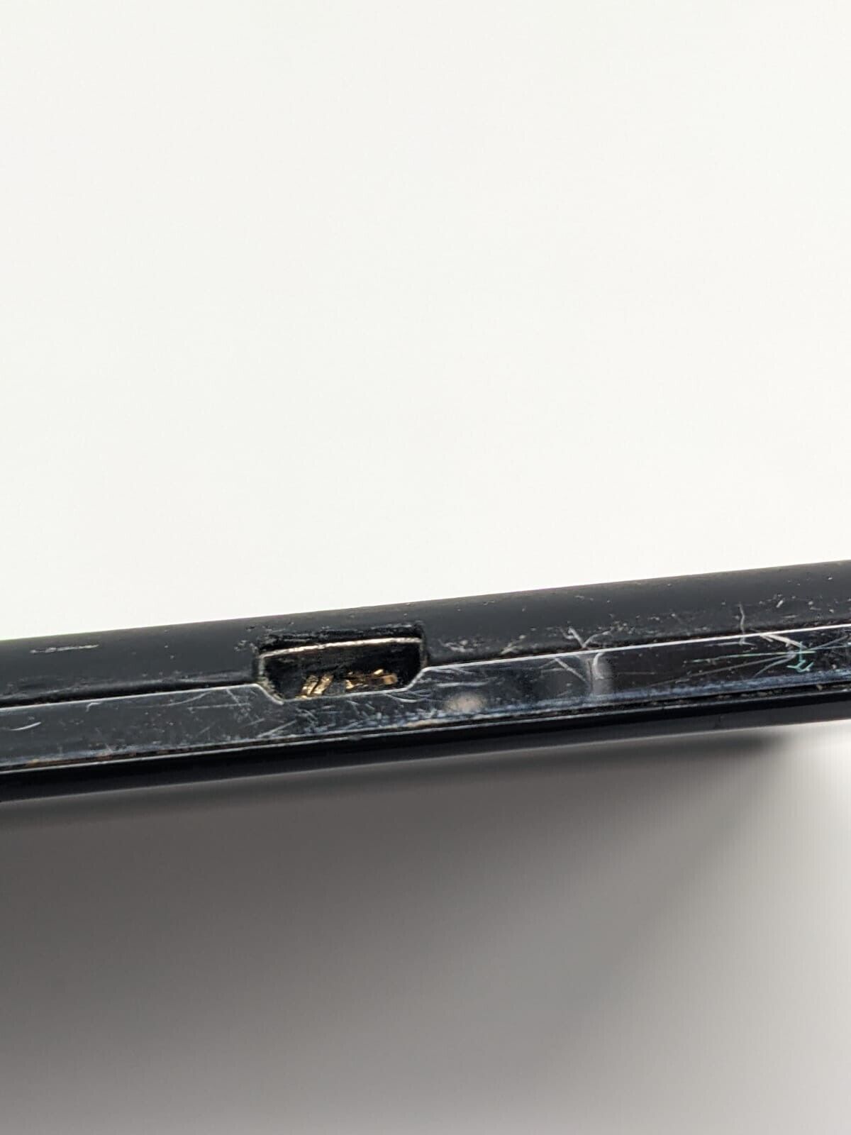 Sony Xperia T3 D5103 Schwarz Teilespender Bastler | LADEANSCHLUSS DEFEKT
