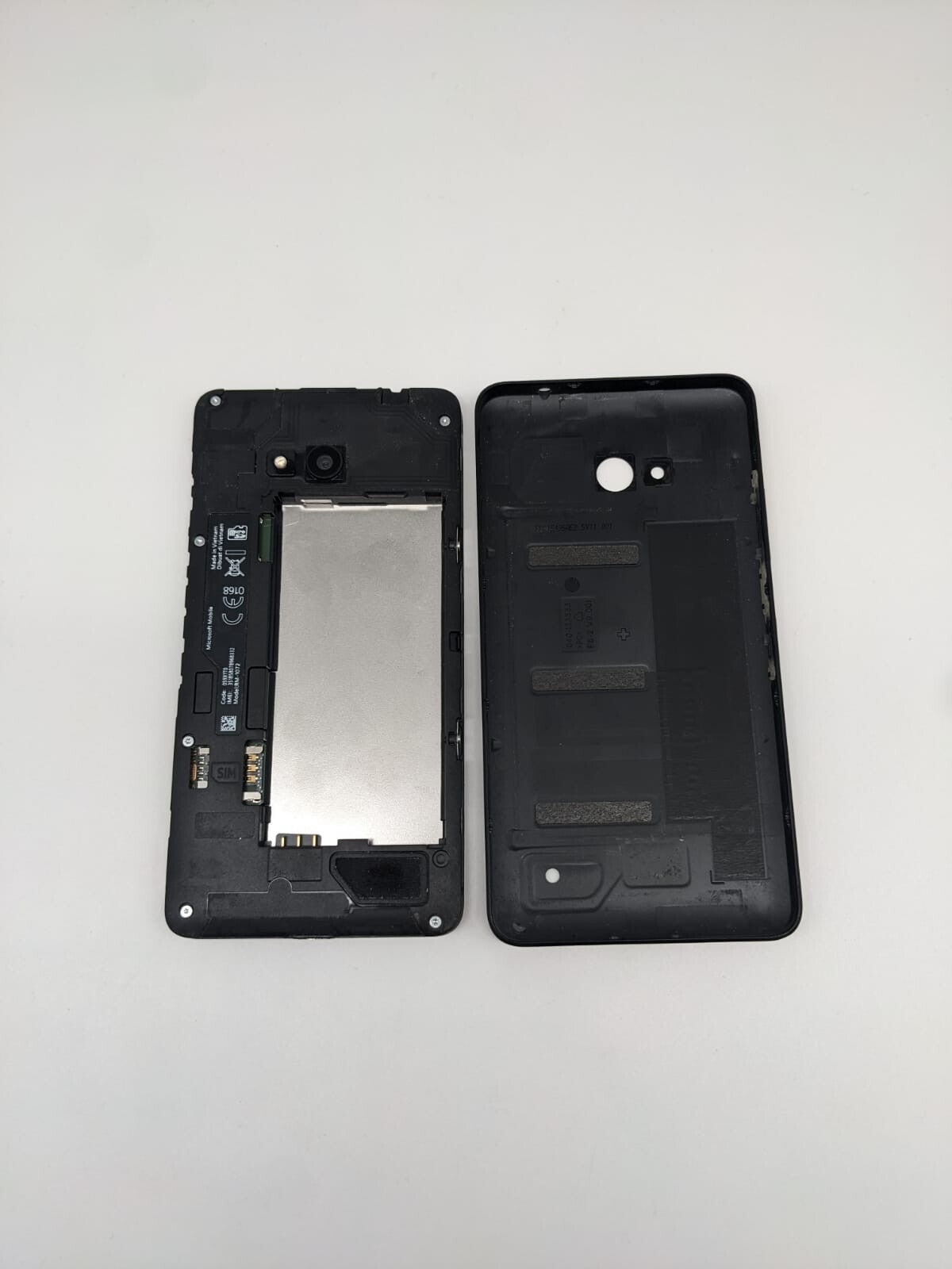 Nokia Lumia 640 LTE 8GB Schwarz Smartphone | OHNE AKKU | OHNE SIMLOCK