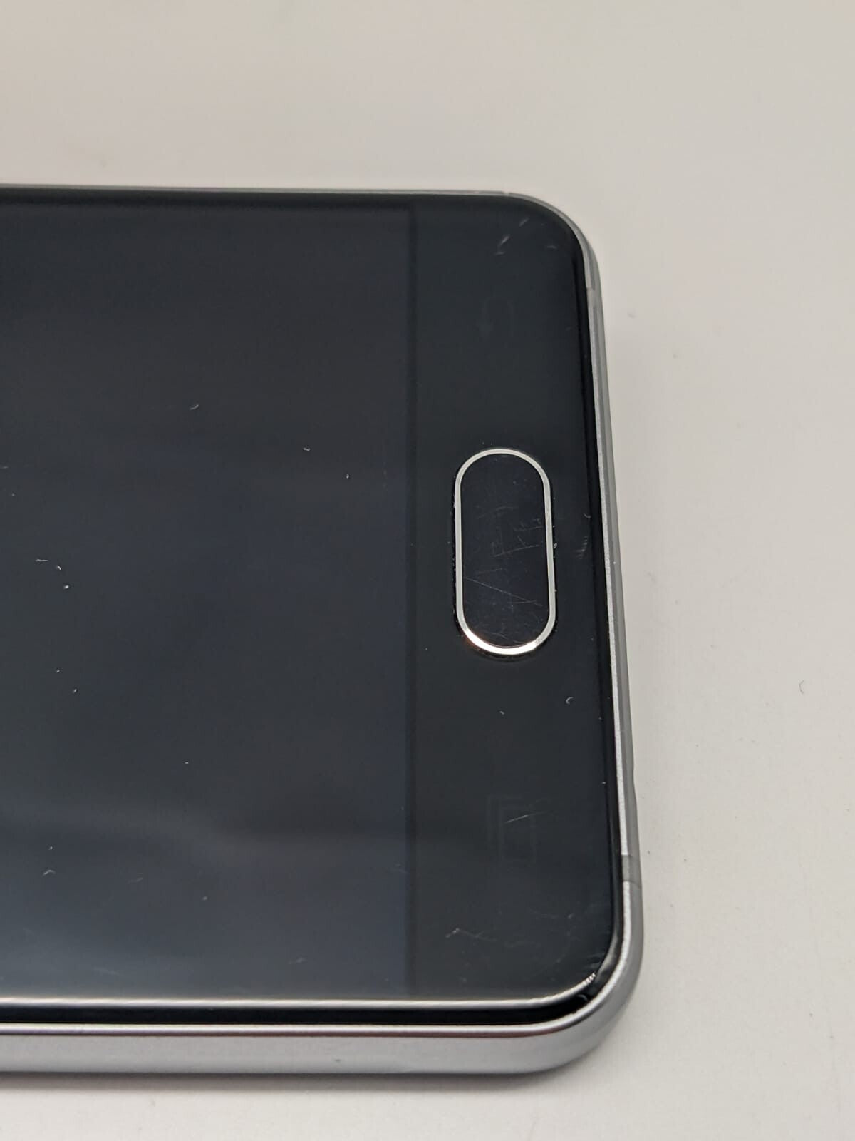 Samsung Galaxy A3 2016 SM-A310F 16GB Schwarz | OHNE SIMLOCK