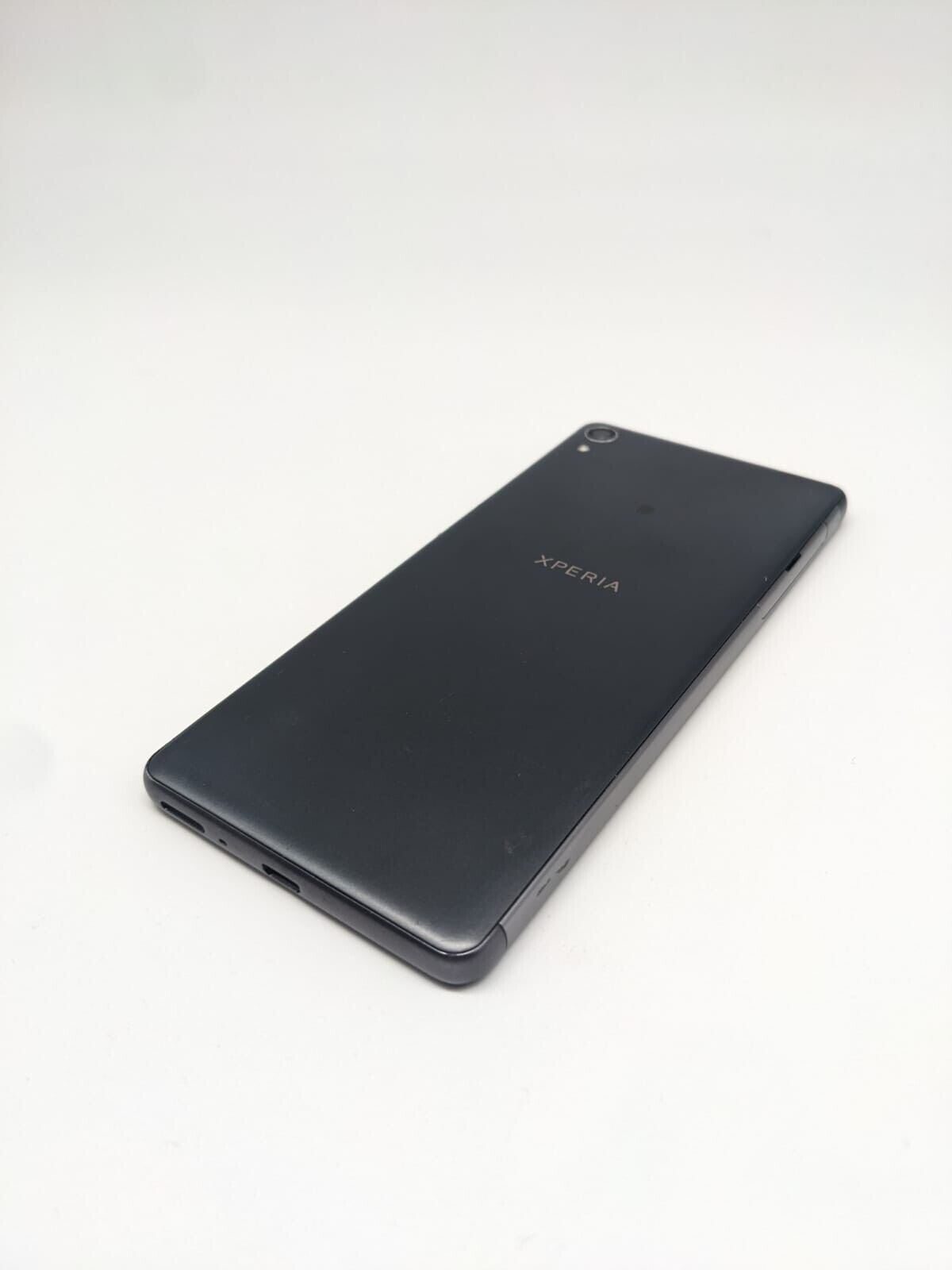Sony Xperia XA F3111 Schwarz Teilespender Ersatzteile | LÄDT/STARTET NICHT