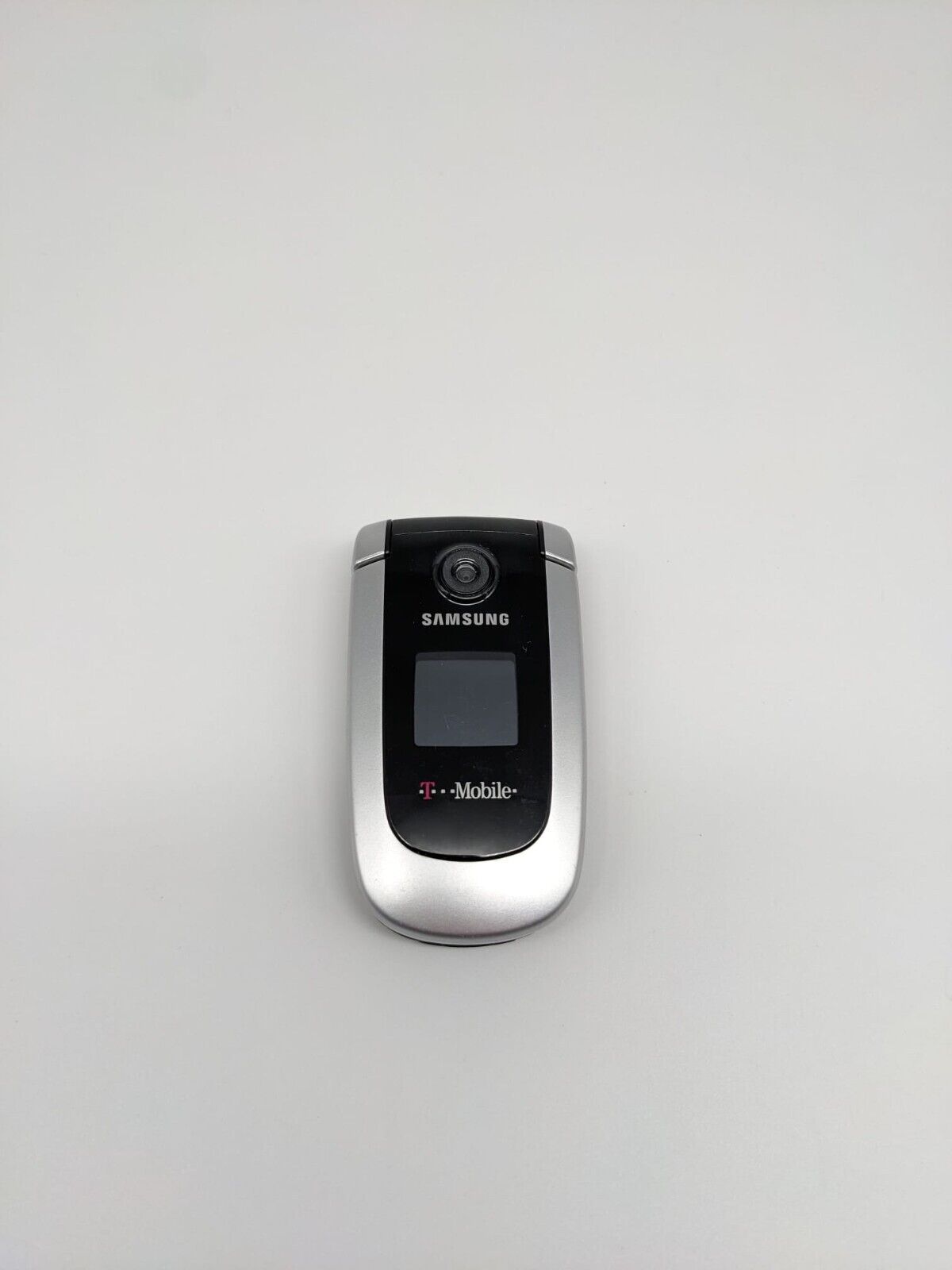 Samsung SGH - X660 Handy Vintage T-MOBILE OHNE AKKU UNGETESTET S0009