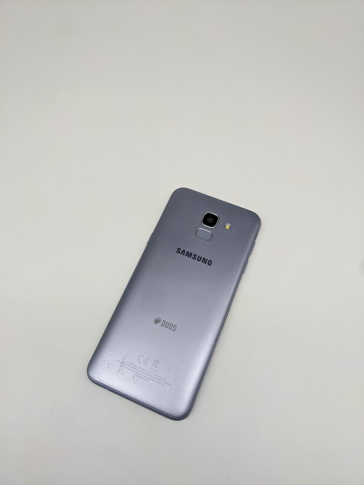 Samsung Galaxy J6 Duos SM-J600FN/DS 32 GB Schwarz Silber | OHNE SIMLOCK