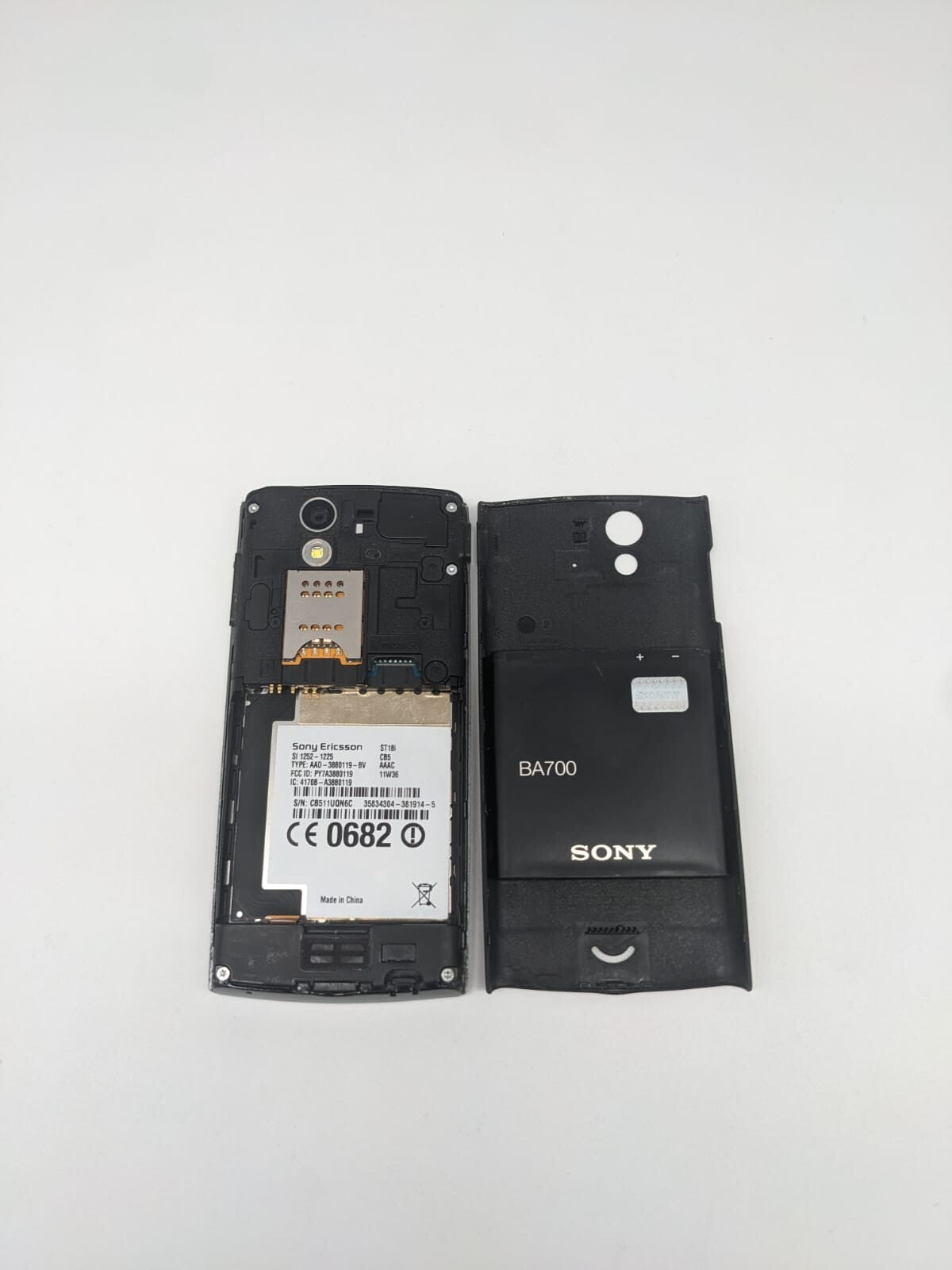 Sony Ericsson Xperia Ray ST18i Schwarz | OHNE SIMLOCK