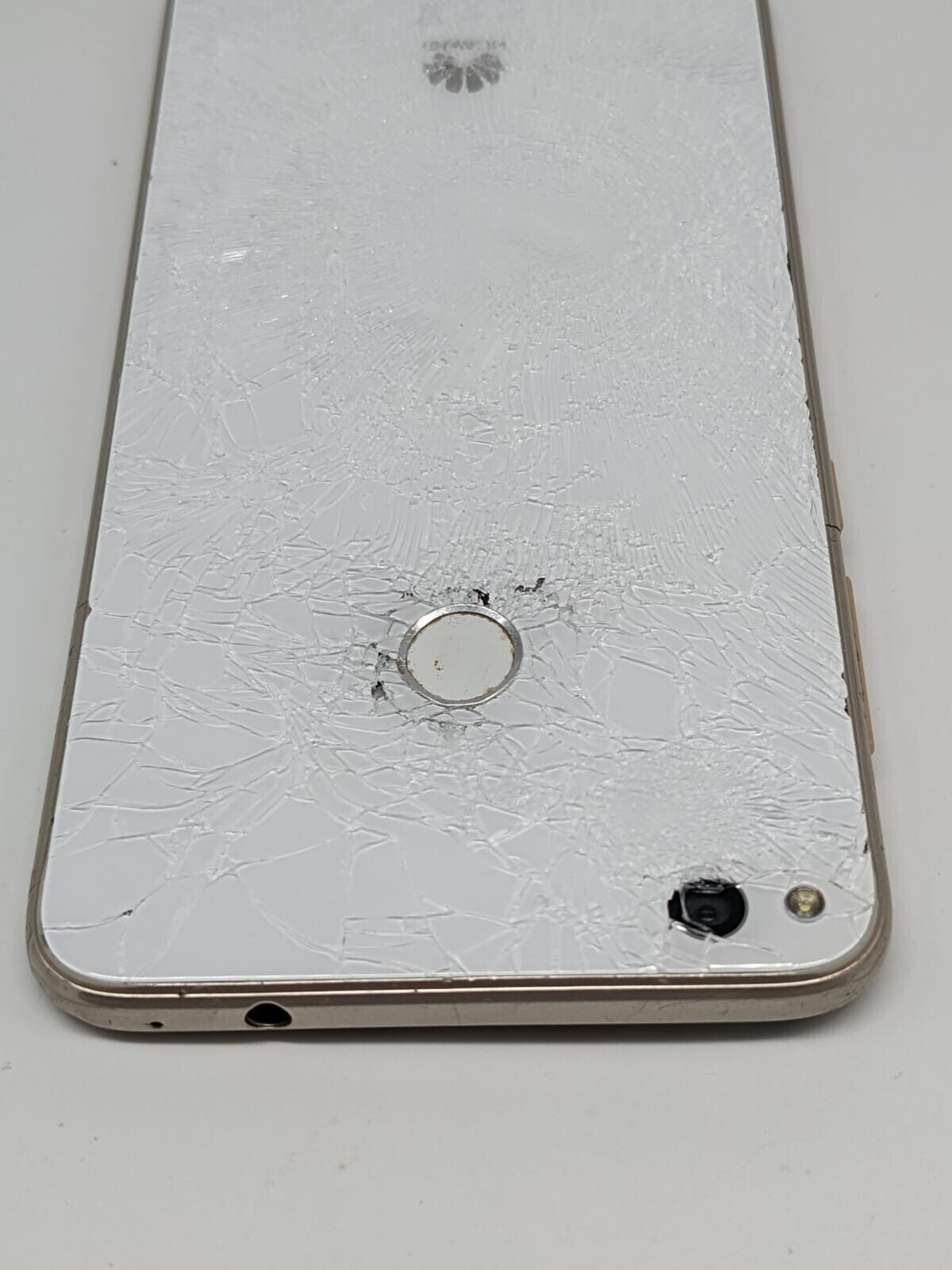 Huawei P8 Lite 2017 PRA-LX1 Teilespender Ersatzteile | LÄDT/STARTET NICHT