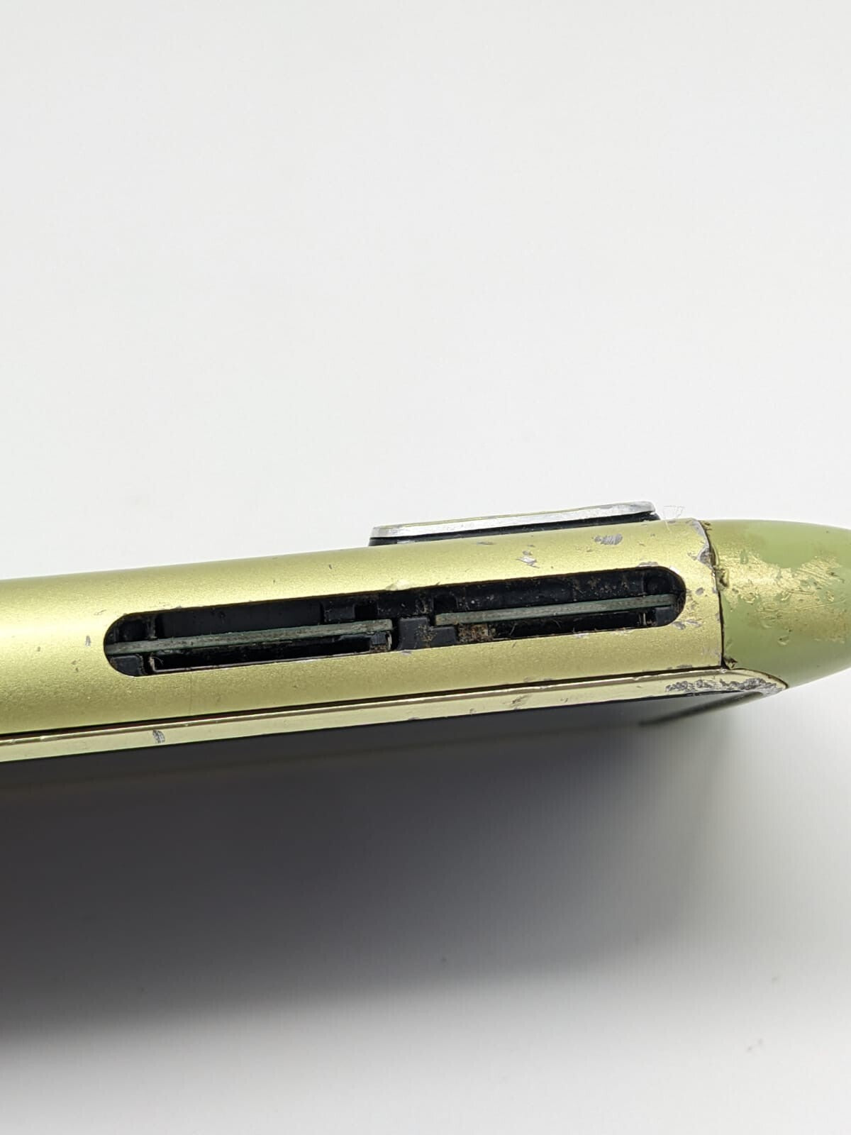 Nokia N8 Grün Smartphone Teilespender Bastler Ersatzteile | LÄDT/STARTET NICHT