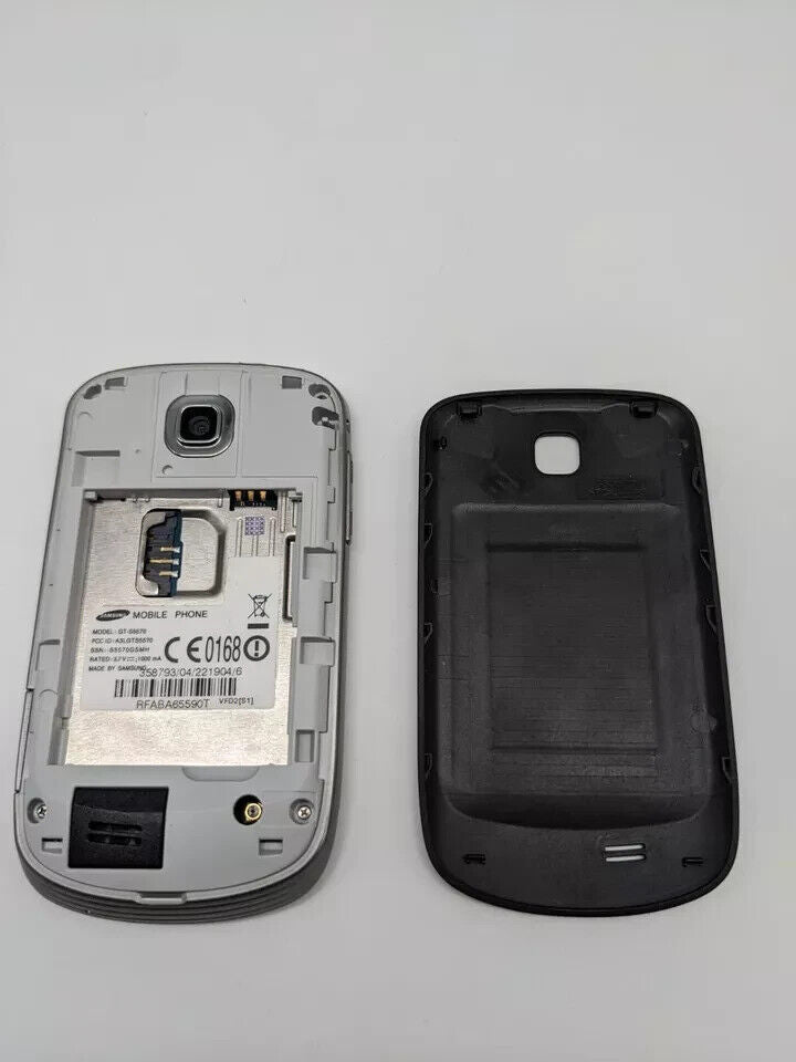 Samsung Galaxy Mini GT-S5570 Schwarz | OHNE AKKU | SIMSLOT DEFEKT