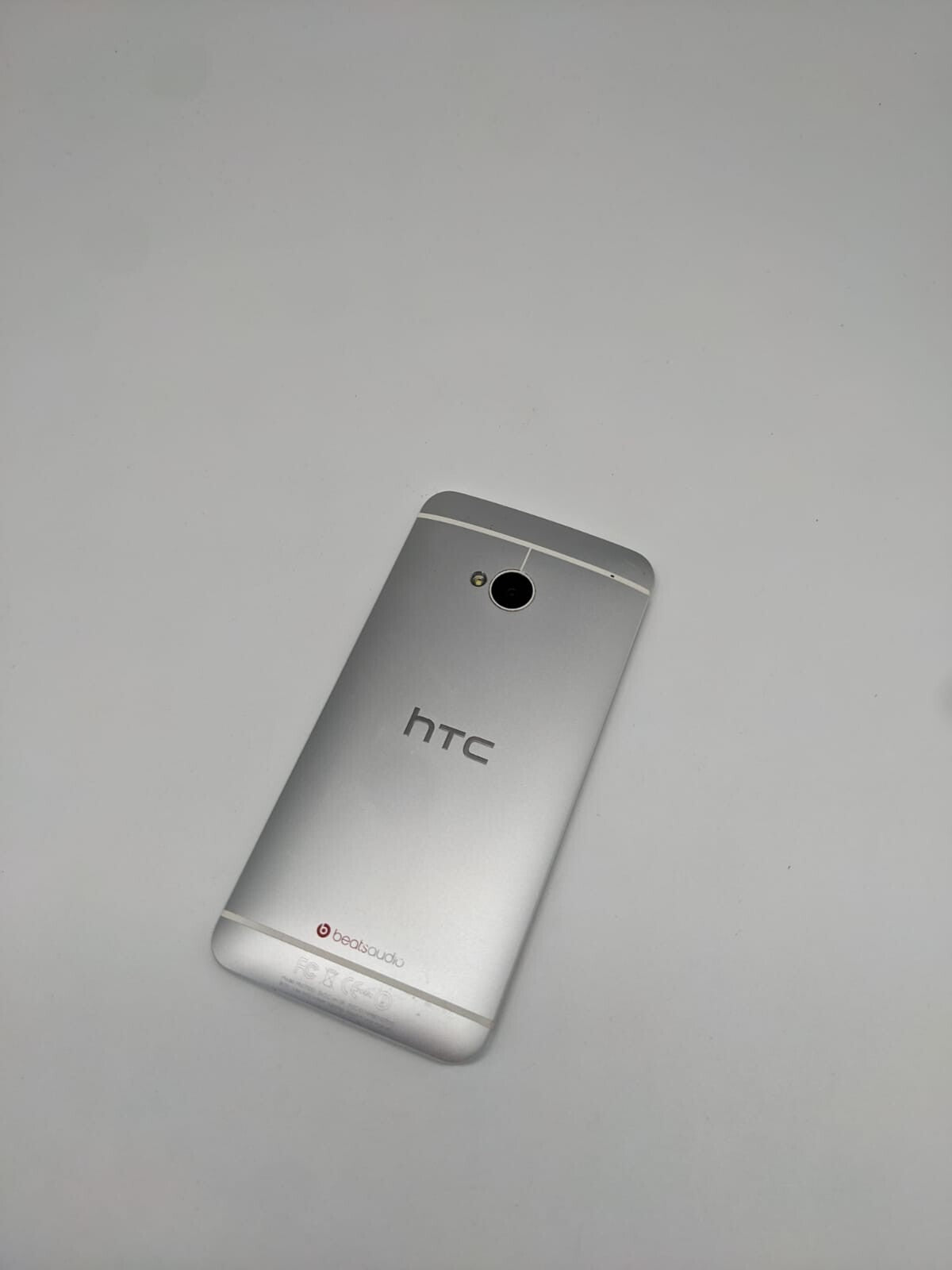HTC One M7 PNO7100 Silber Smartphone | TOP DISPLAY | OHNE SIMLOCK