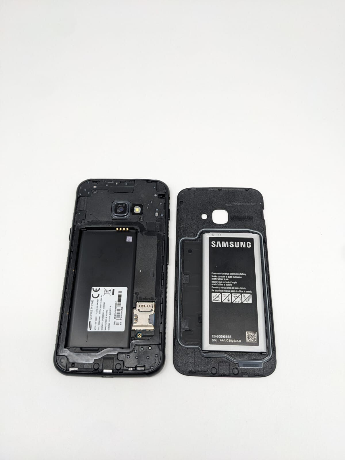 Samsung Galaxy XCover 4 SM-G390F | TOP DISPLAY | KAMERALINSE BESITZT EINEN RISS