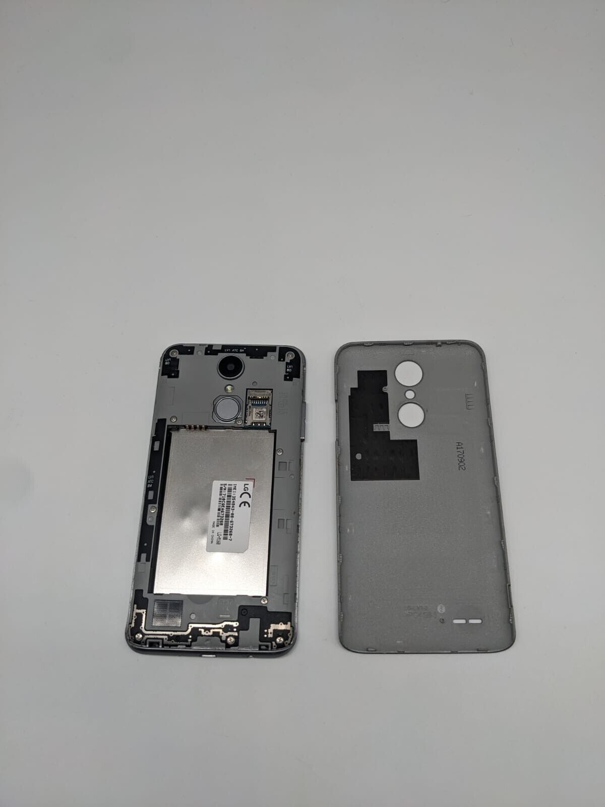 LG K4 2017 LG-M160 Schwarz Silber Teilespender | DISPLAYSCHADEN