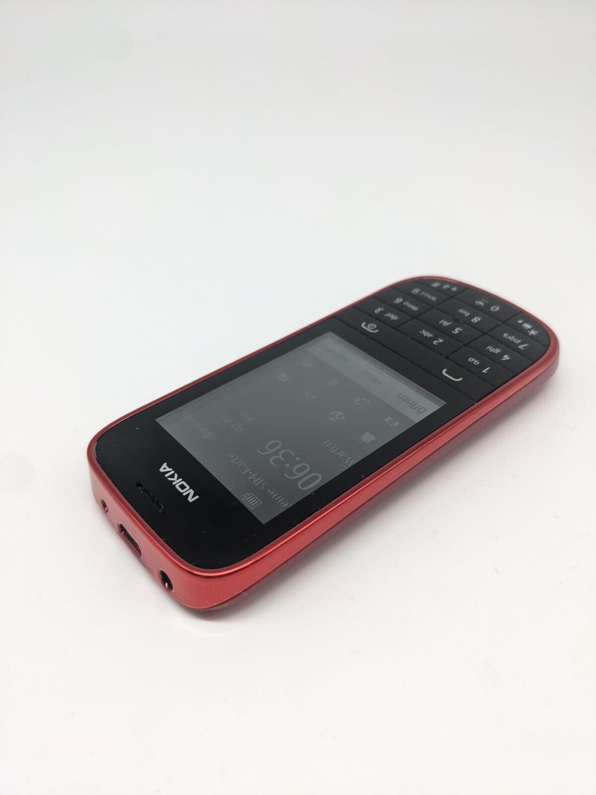 Nokia Asha 203 Rot | VOLL FUNKTIONSFÄHIG | OHNE SIMLOCK