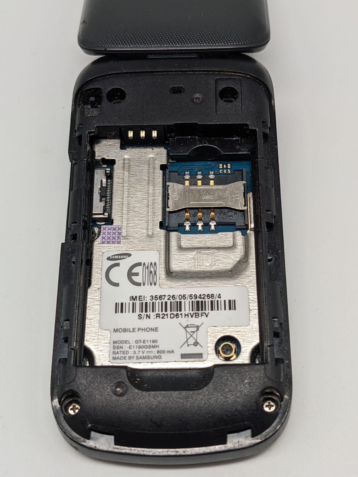 Samsung GT-E1190 Schwarz Klapphandy | OHNE AKKU | OHNE SIMLOCK
