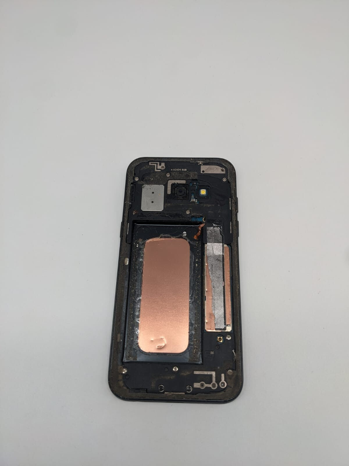 Samsung Galaxy A3 2017 SM-A320FL Schwarz Ersatzteile | LÄDT/STARTET NICHT