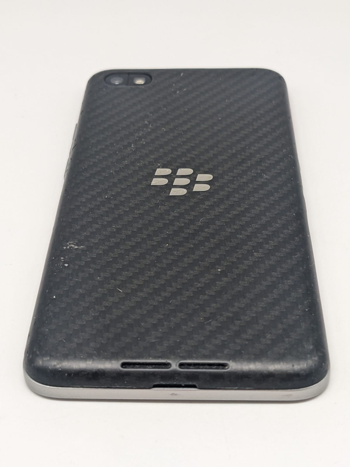 BlackBerry Z30 16GB Schwarz Smartphone | OHNE SIMLOCK