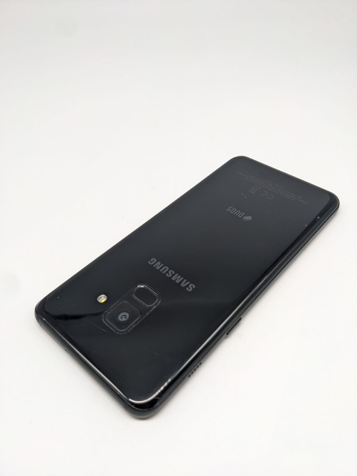 Samsung Galaxy A8 SM-A530F/DS Teilespender | LÄDT/STARTET NICHT