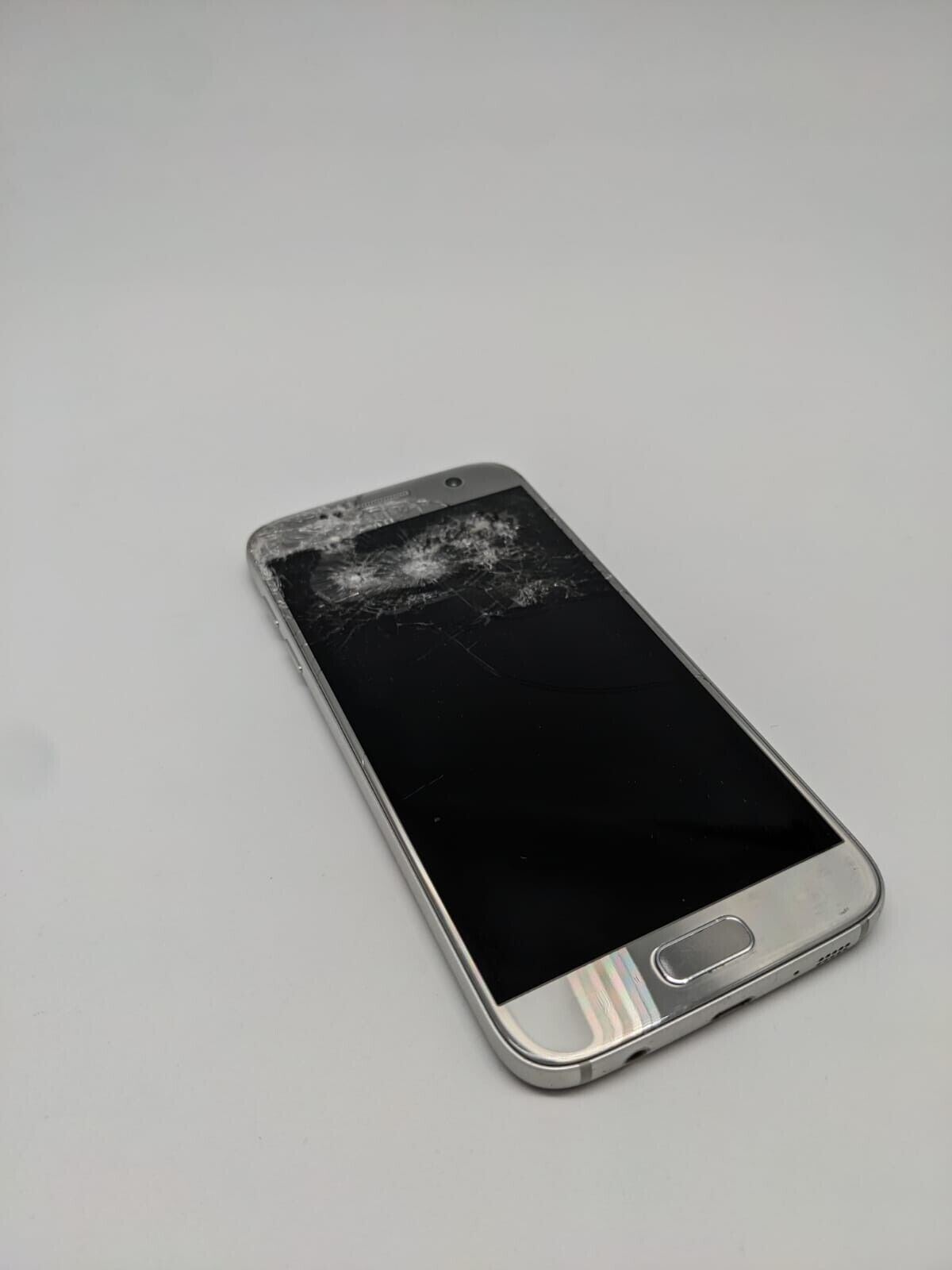 Samsung Galaxy S7 SM-G930F Silber 32GB Smartphone | LÄDT/STARTET NICHT