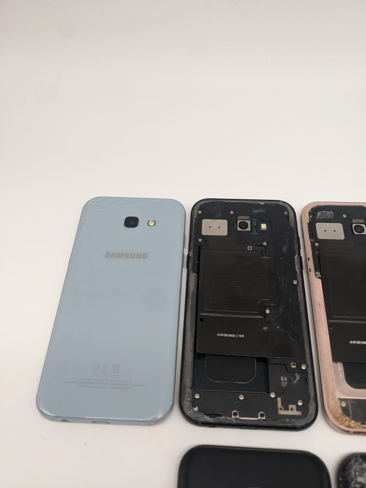 6x Samsung Galaxy A5 SM-A520F Teilespender Ersatzteile Konvolut Sammlung