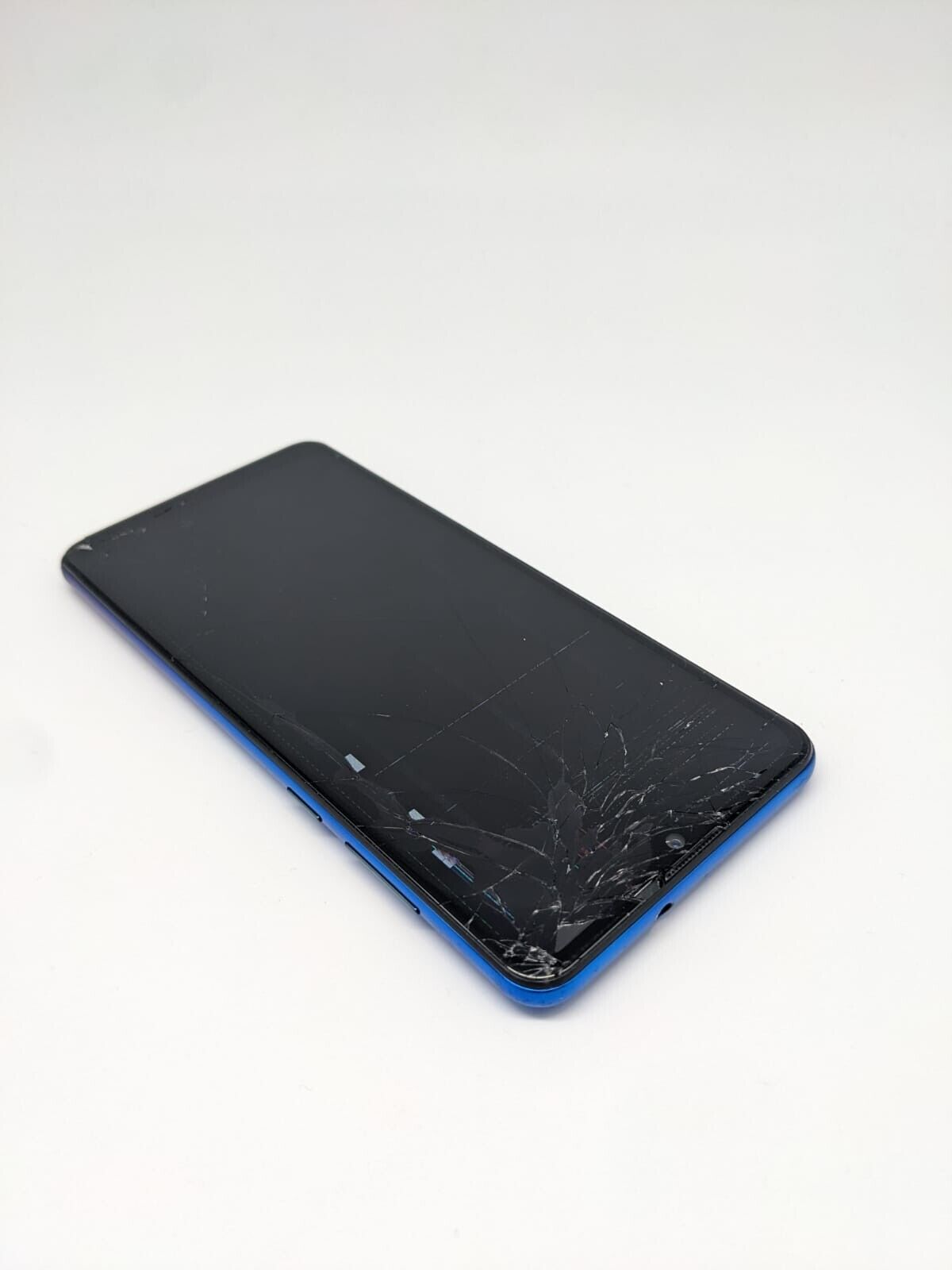 Blackview A80 Pro Blau Smartphone Teilespender | LÄDT/STARTET | DISPLAYSCHADEN