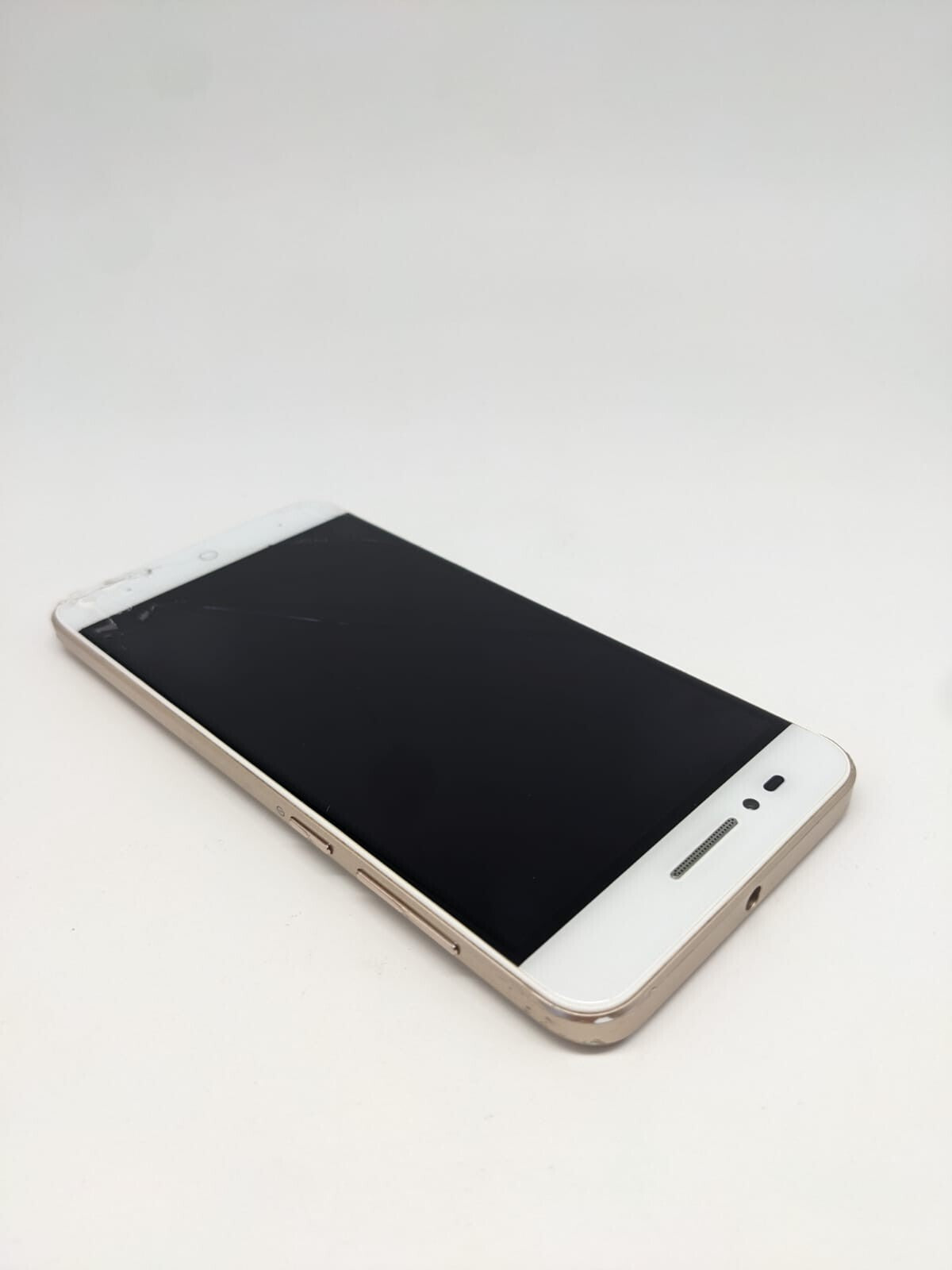 ZTE Blade A612 Weiß Gold Smartphone | LÄDT/STARTET NICHT