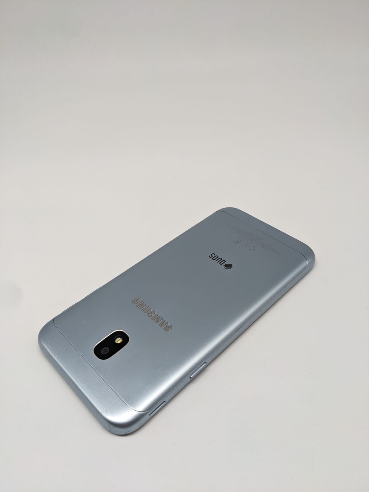 Samsung Galaxy J3 2017 SM-J330F/DS Blau Smartphone | LÄDT/STARTET NICHT