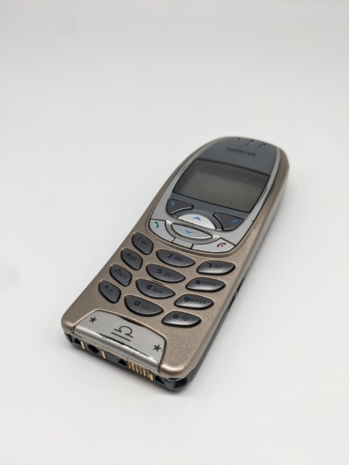 Nokia Classic 6310 NPE-4 Gold Handy Retro Vintage | TEILESPENDER