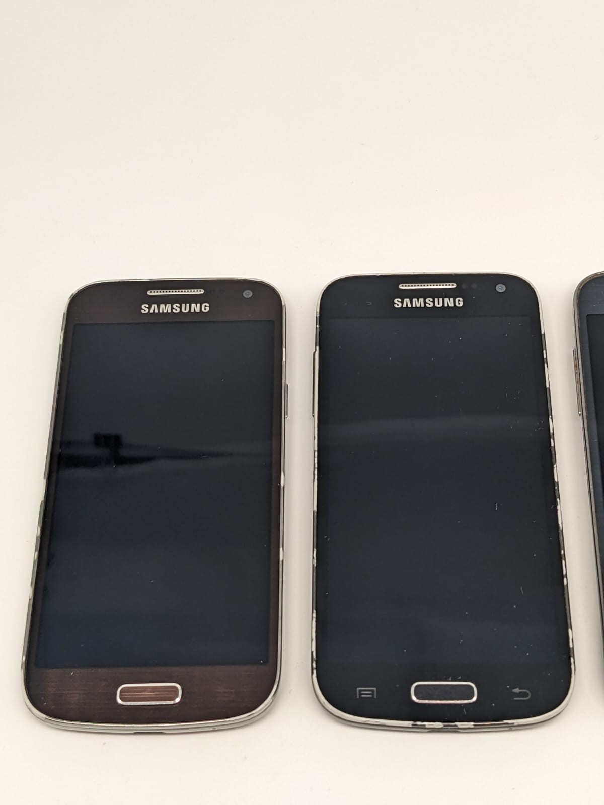4x Samsung Galaxy S4 mini GT-i9195 Konvolut Sammlung Posten | UNGETESTET