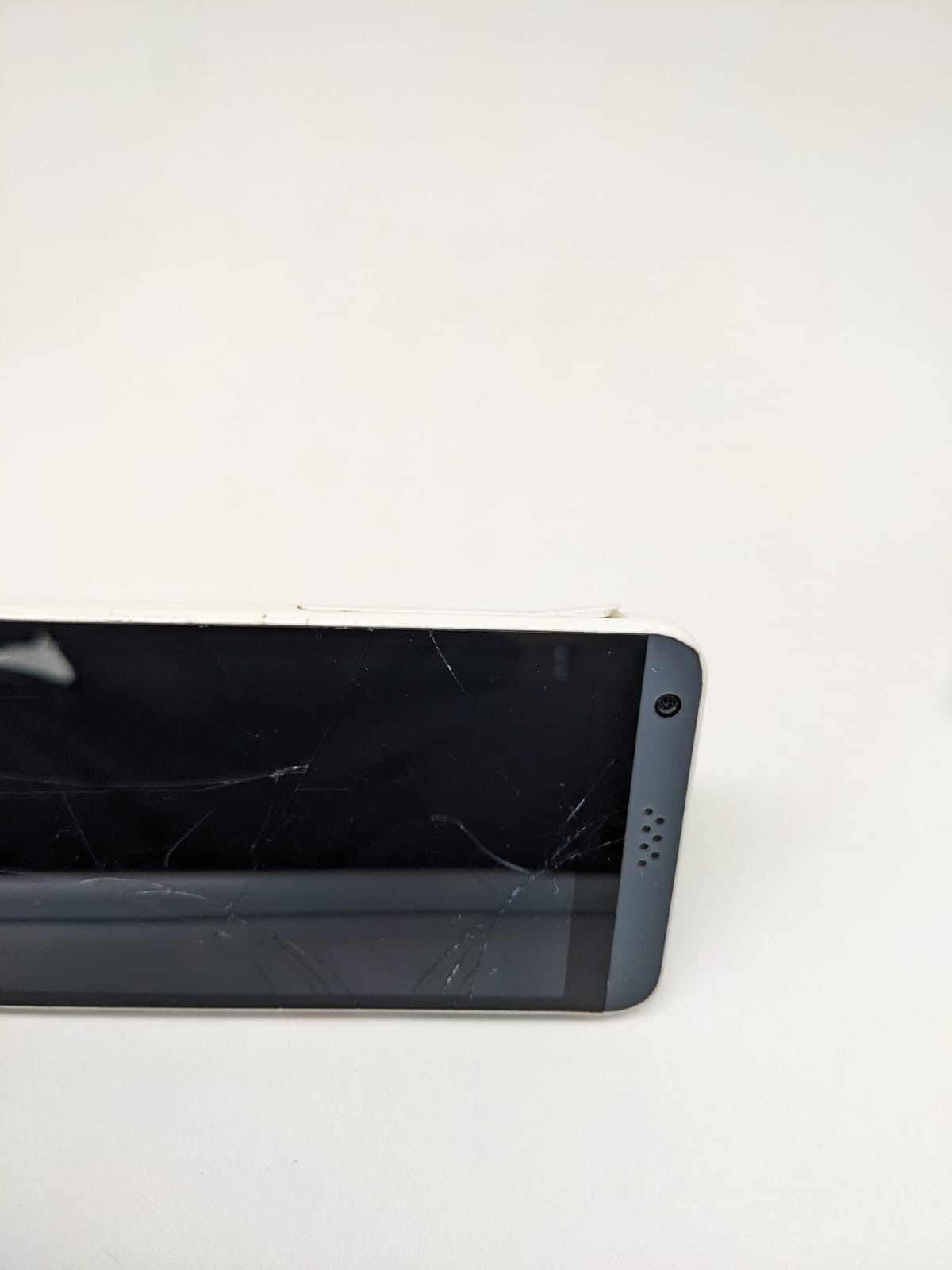 HTC Desire 530 Weiß Smartphone Teilespender Ersatzteile | DISPLAYSCHADEN