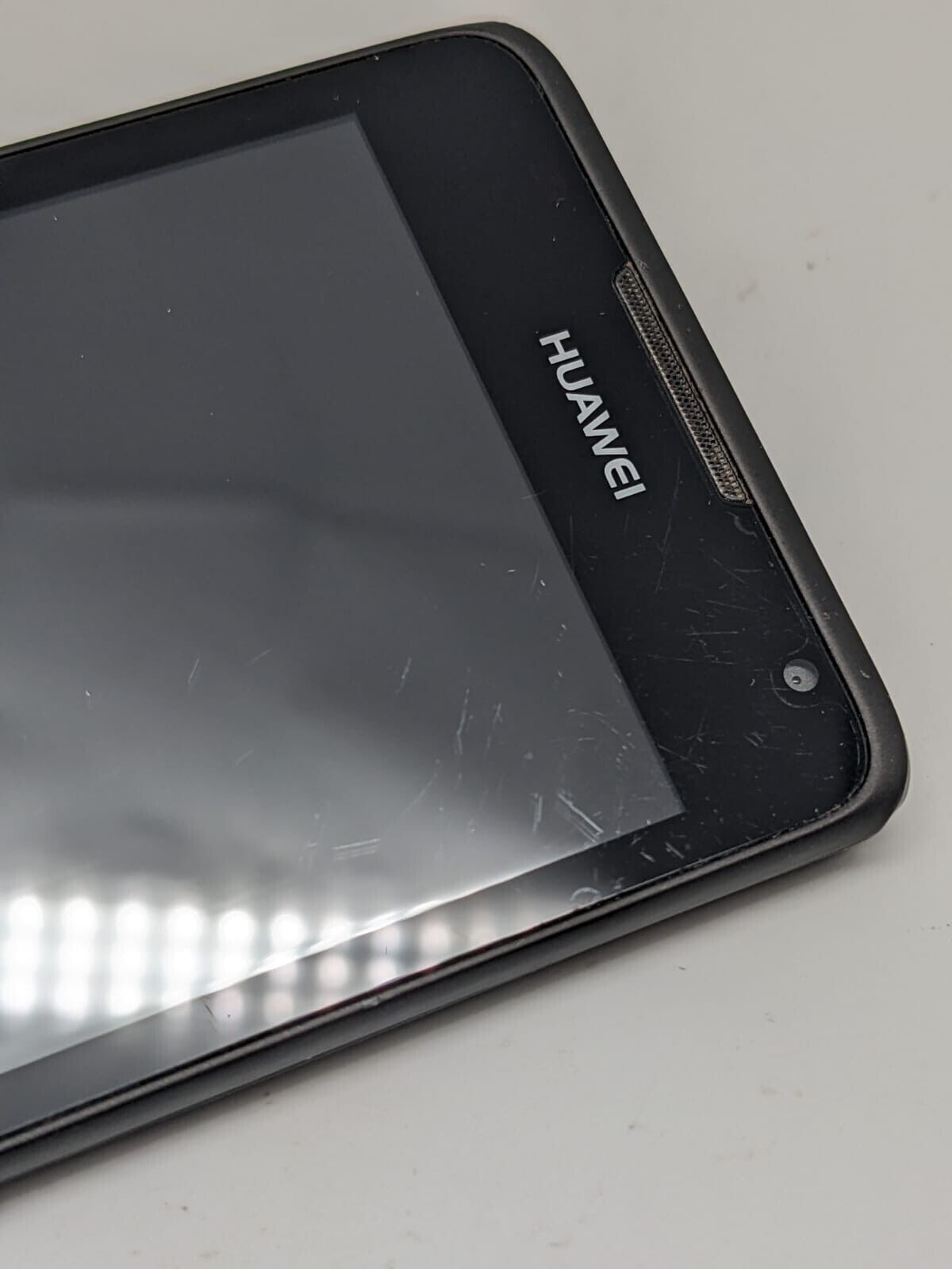 Huawei Ascend Y530 Schwarz | OHNE AKKU | UNGETESTET