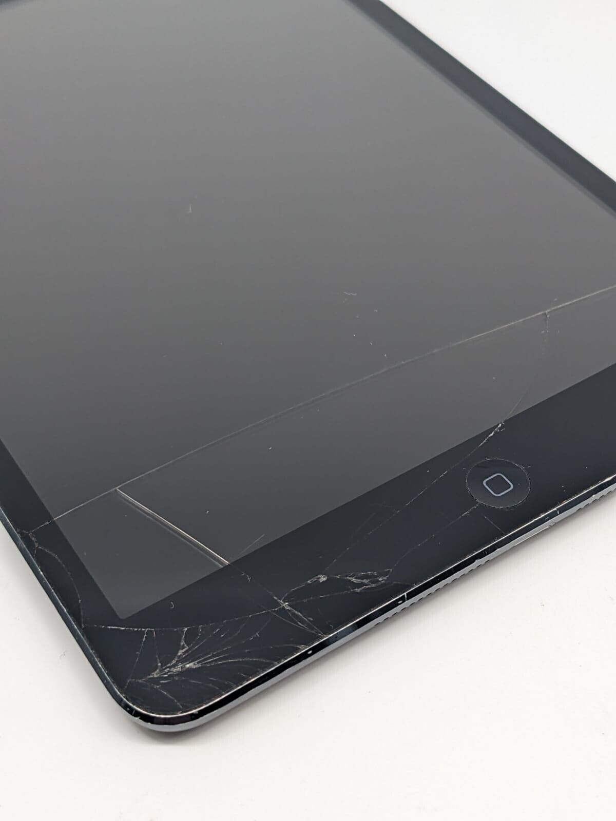 Apple IPad Mini A1432 Schwarz Teilespender Ersatzteile Bastler | DEFEKT
