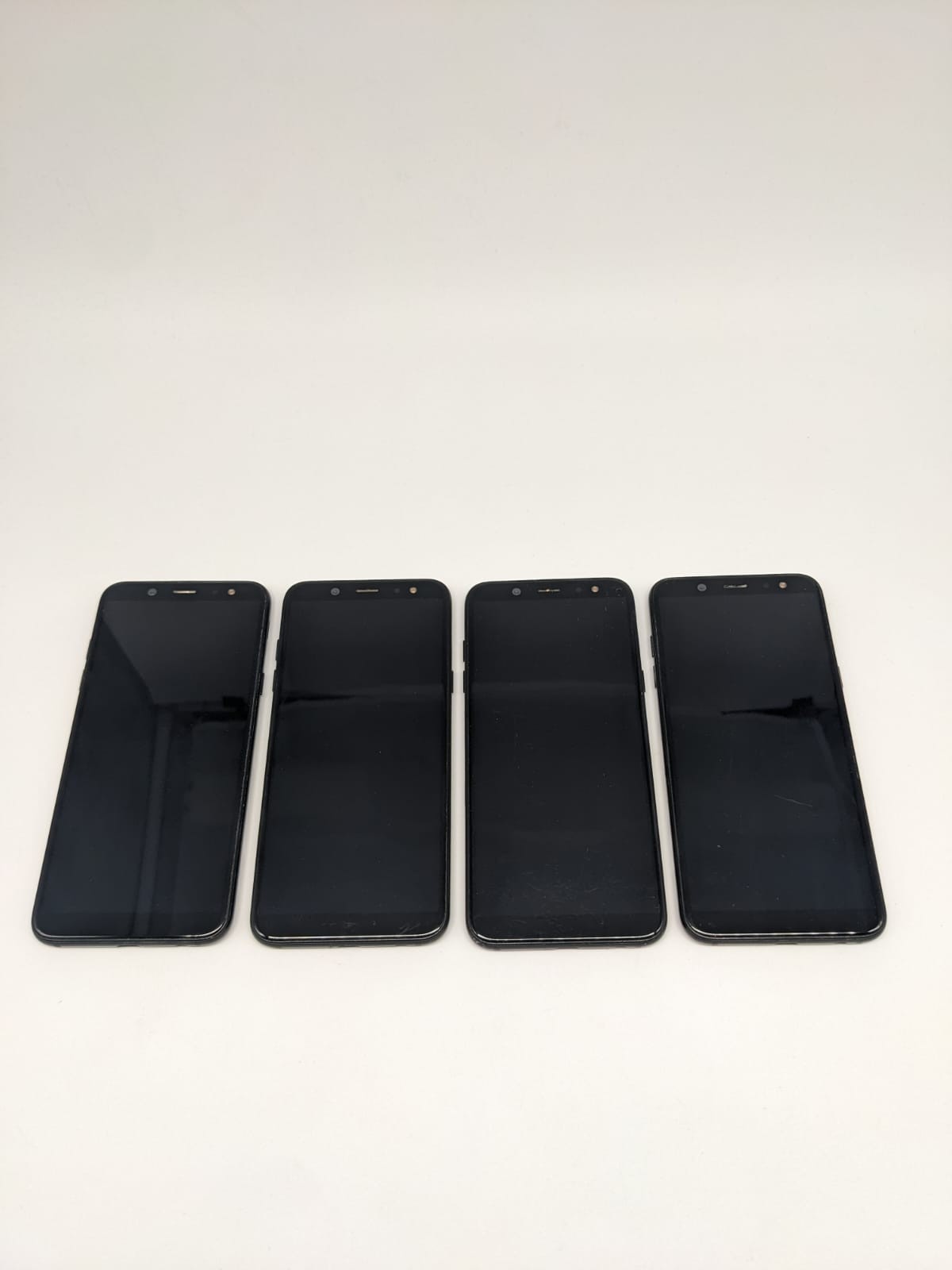 4x Samsung Galaxy A6 Konvolut Sammlung Posten Teilespender Ersatzteile | DEFEKT