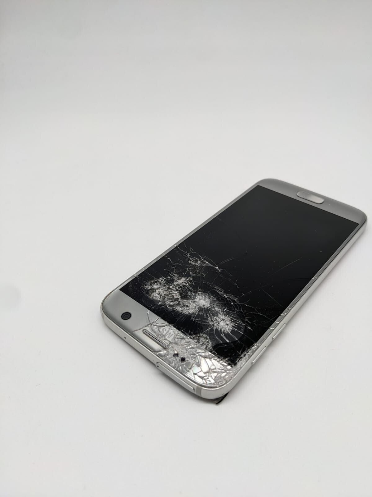 Samsung Galaxy S7 SM-G930F Silber 32GB Smartphone | LÄDT/STARTET NICHT