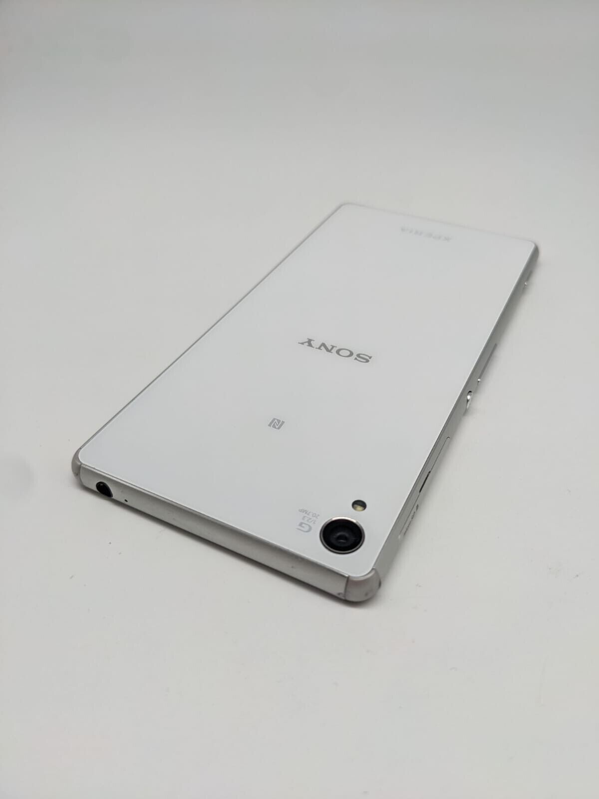 Sony Xperia Z3 Weiß Smartphone Bastler | LED LEUCHTET | STARTET NICHT