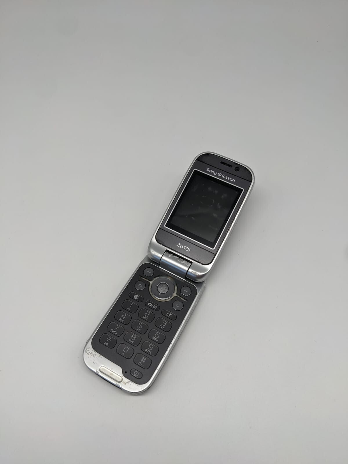 Sony Ericsson Z610i Grau Klapphandy | OHNE AKKU | OHNE SIMLOCK