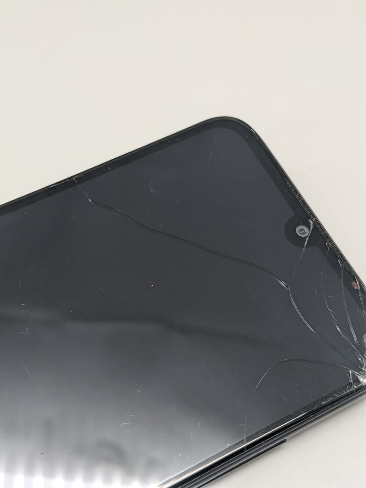 Xiaomi Redmi 7A Schwarz Smartphone Teilespender Ersatzteile | LÄDT/STARTET NICHT