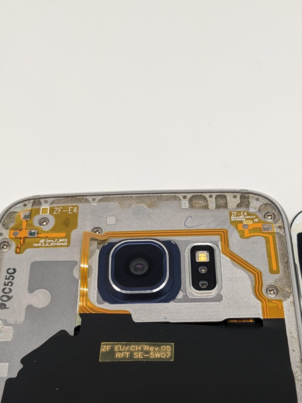 Samsung Galaxy S6 SM-G920F/DS Blau Ersatzteile | OHNE AKKU | UNGETESTET