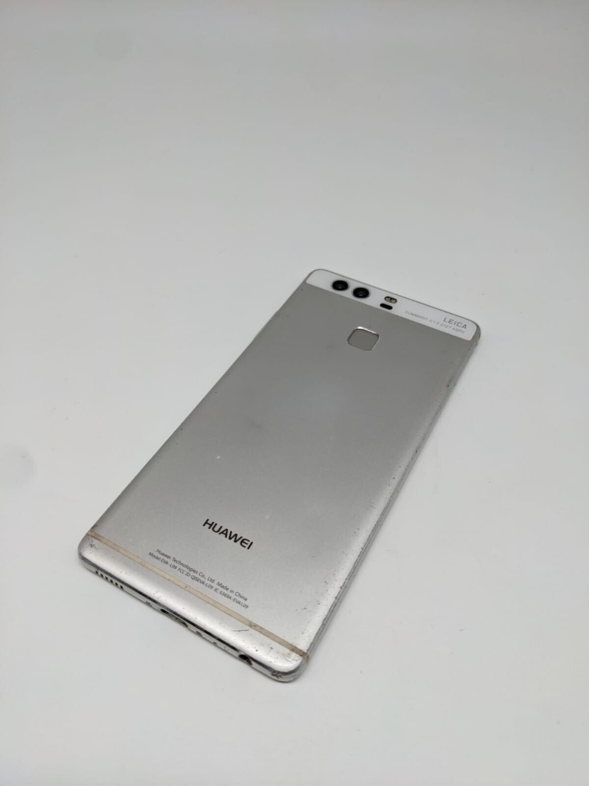 Huawei P9 EVA-L09 32GB Weiß Teilespender Ersatzteile Bastler | DEFEKT